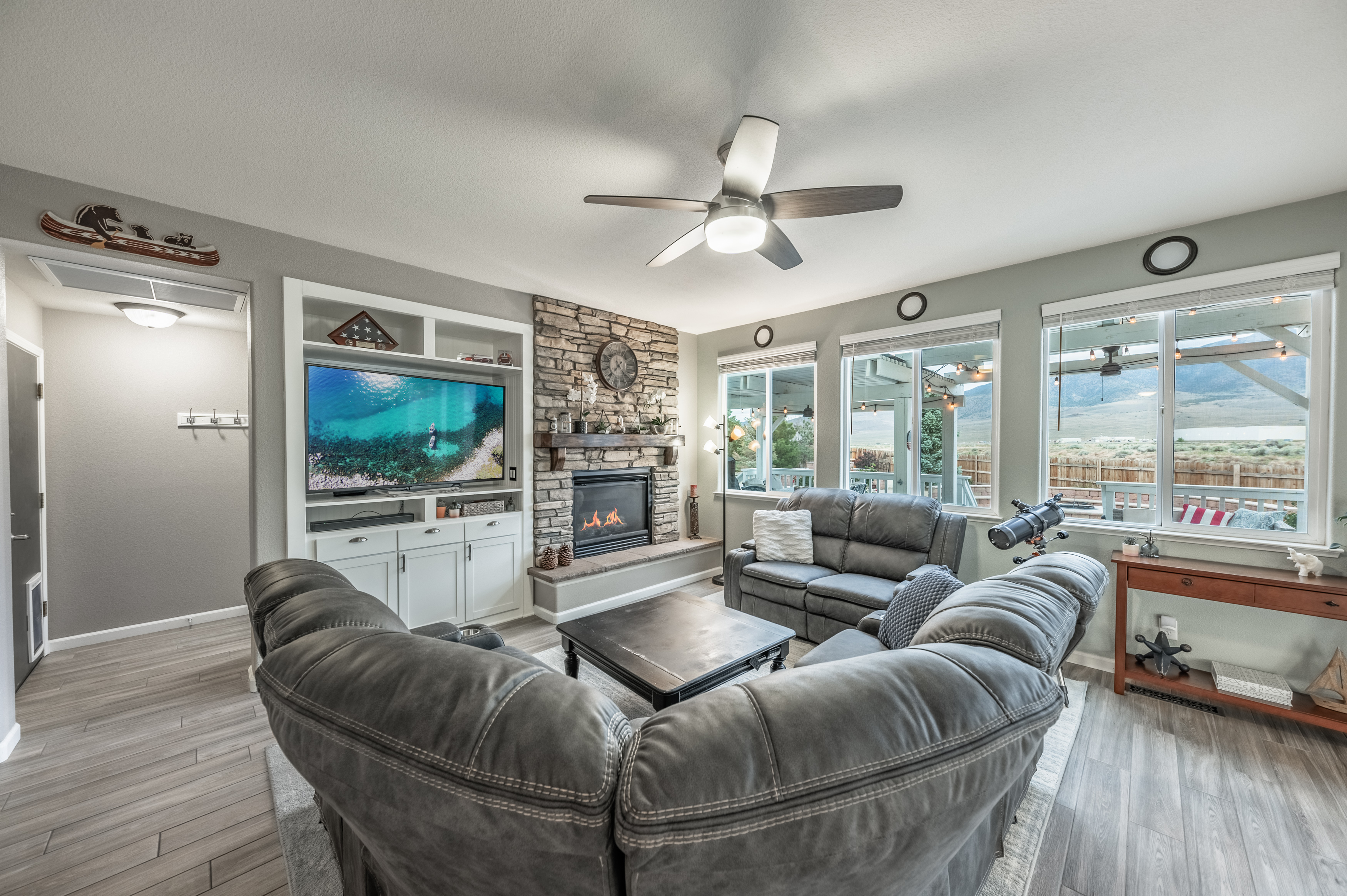 602 Grayhawk Ct 