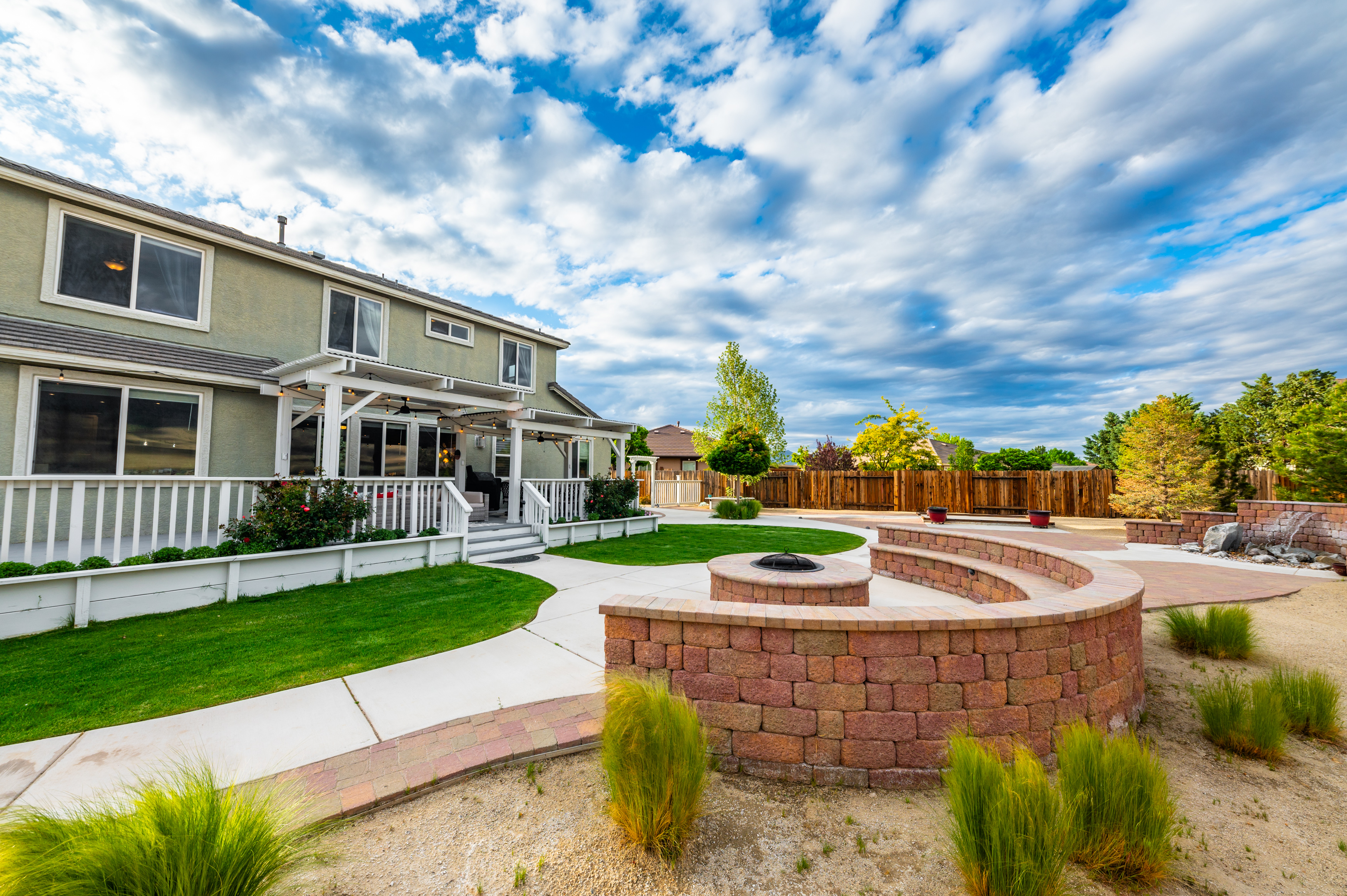 602 Grayhawk Ct 