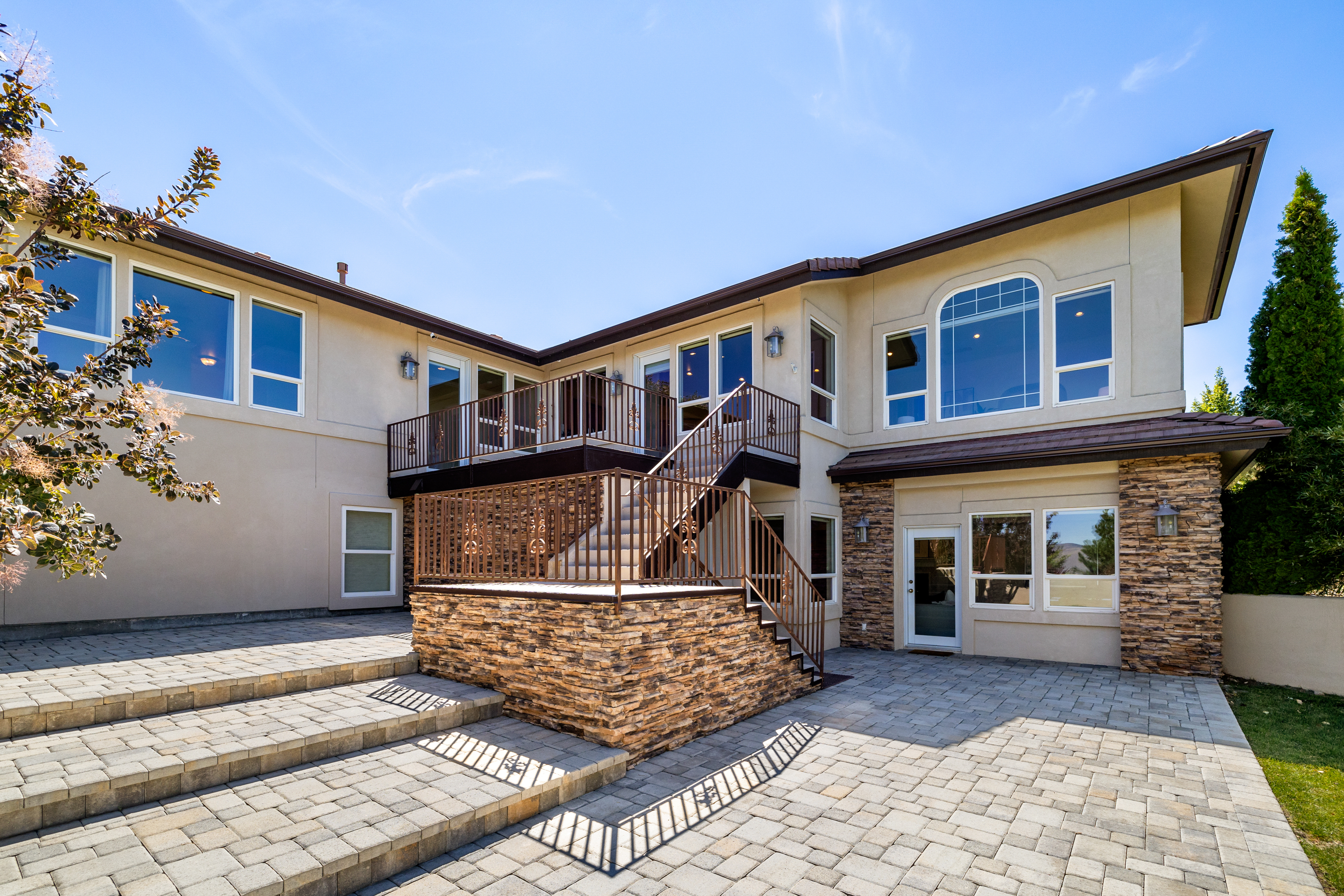 1386 Amado Ct 