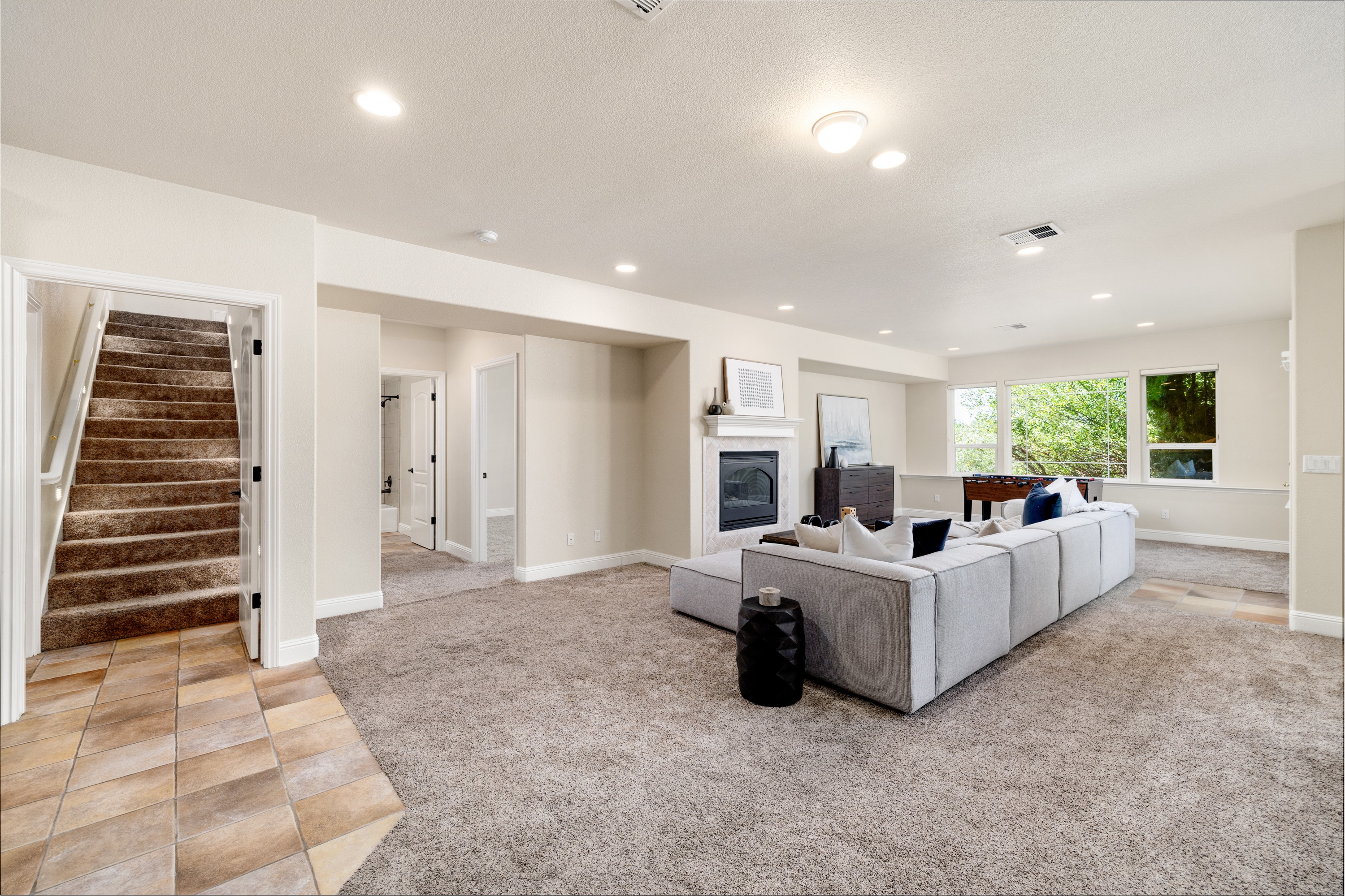 1386 Amado Ct 