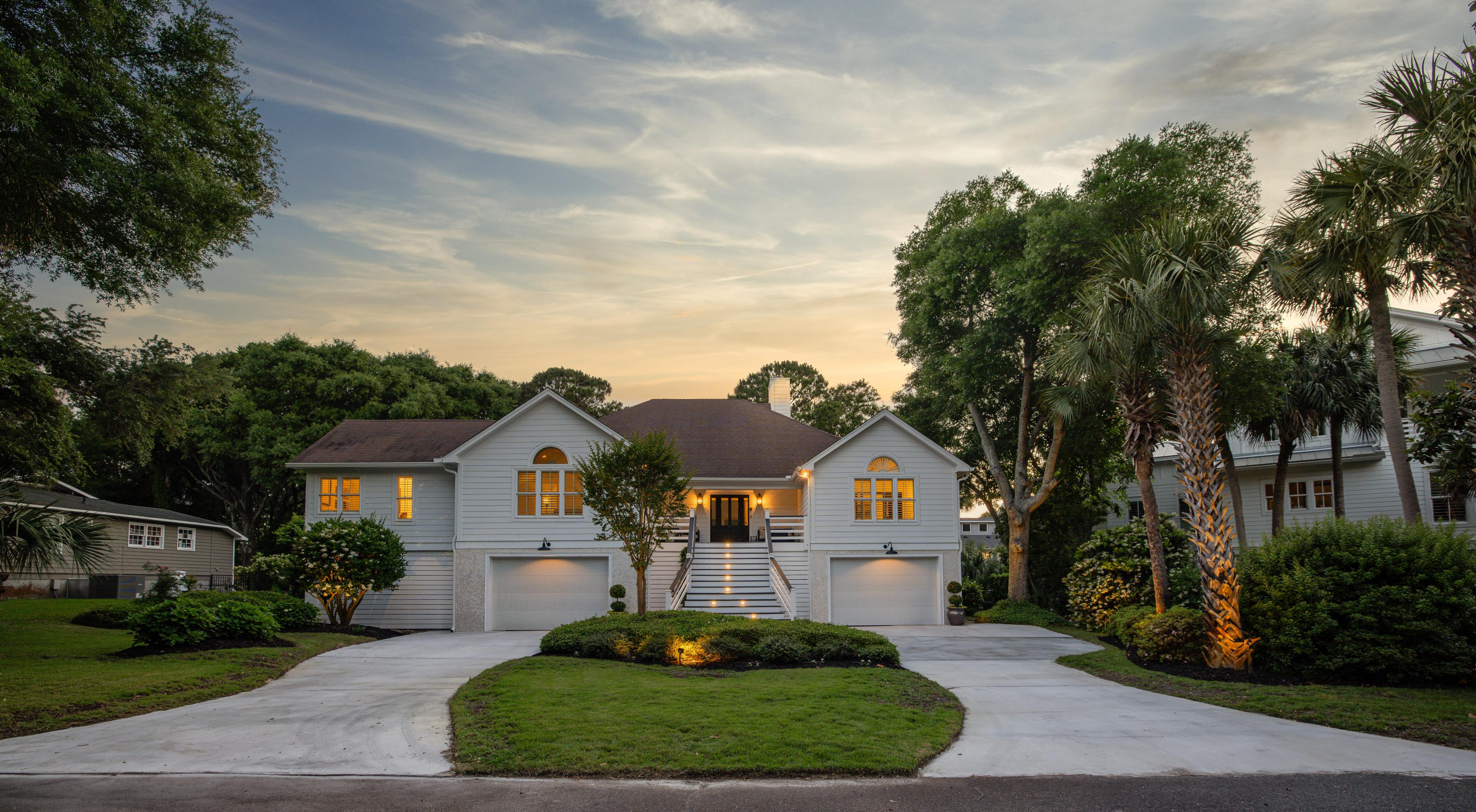 15 44th Avenue