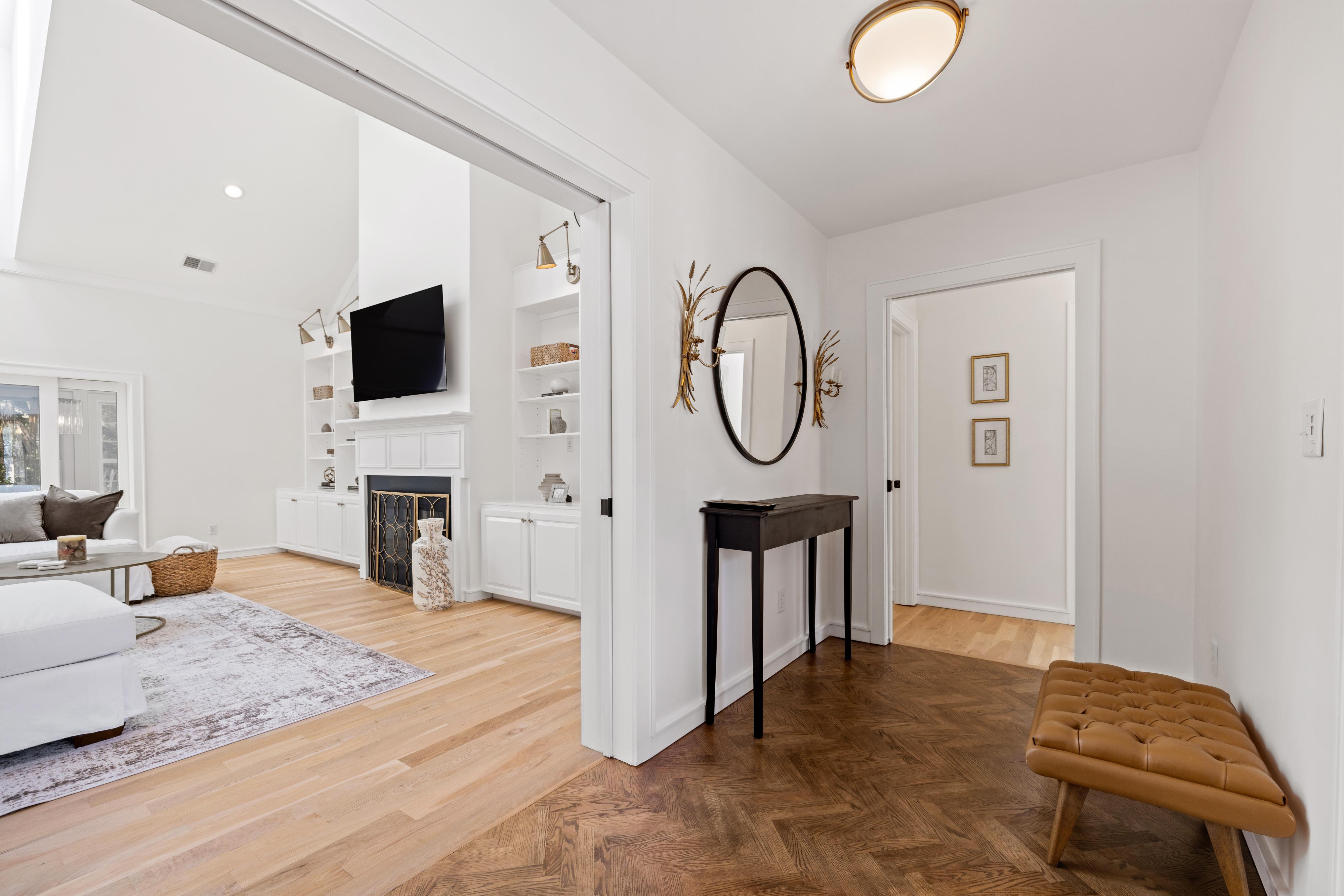 15 44th Avenue