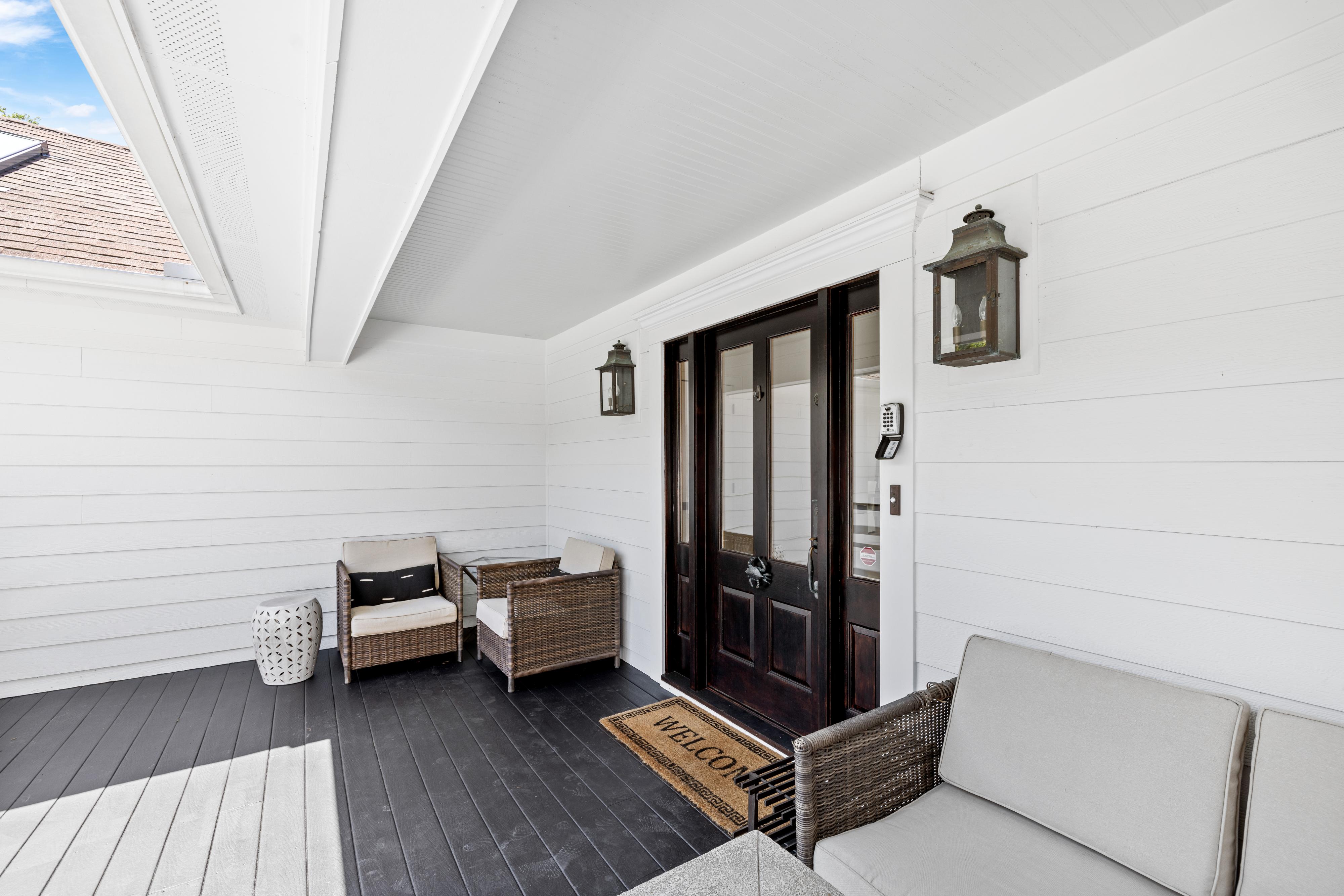 15 44th Avenue