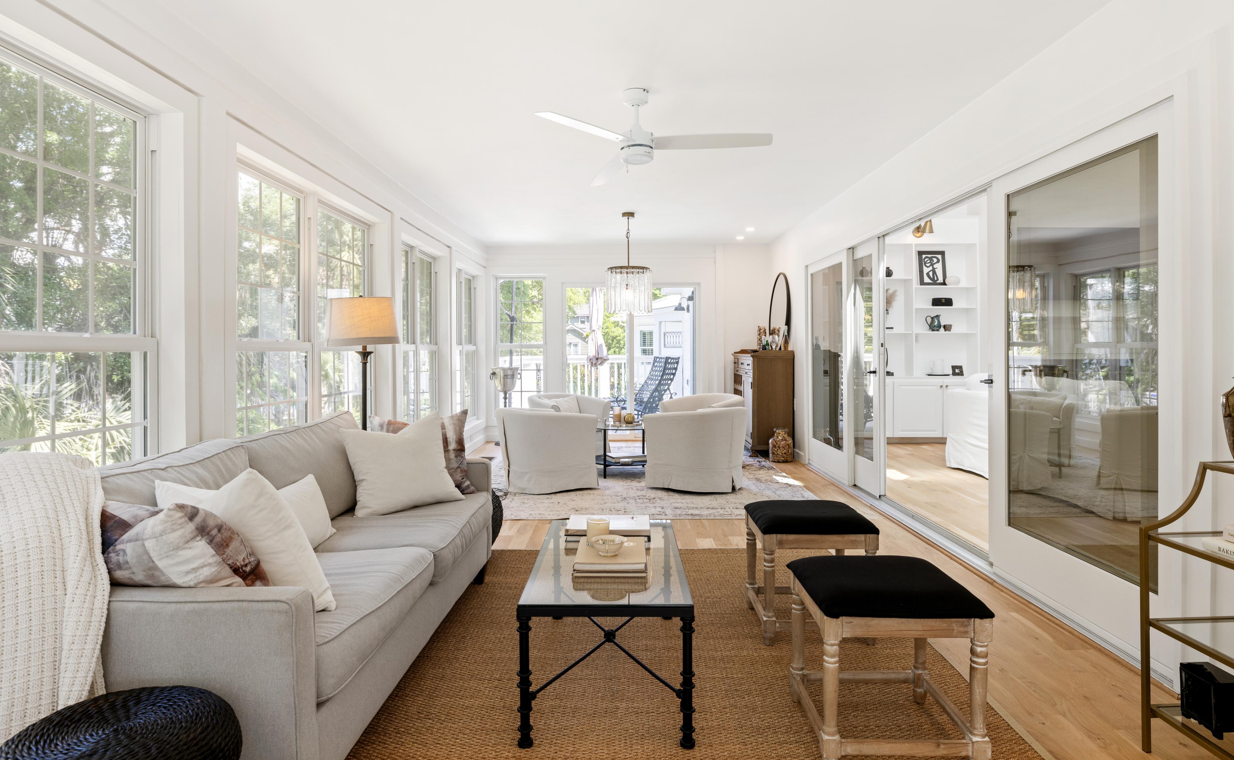 15 44th Avenue