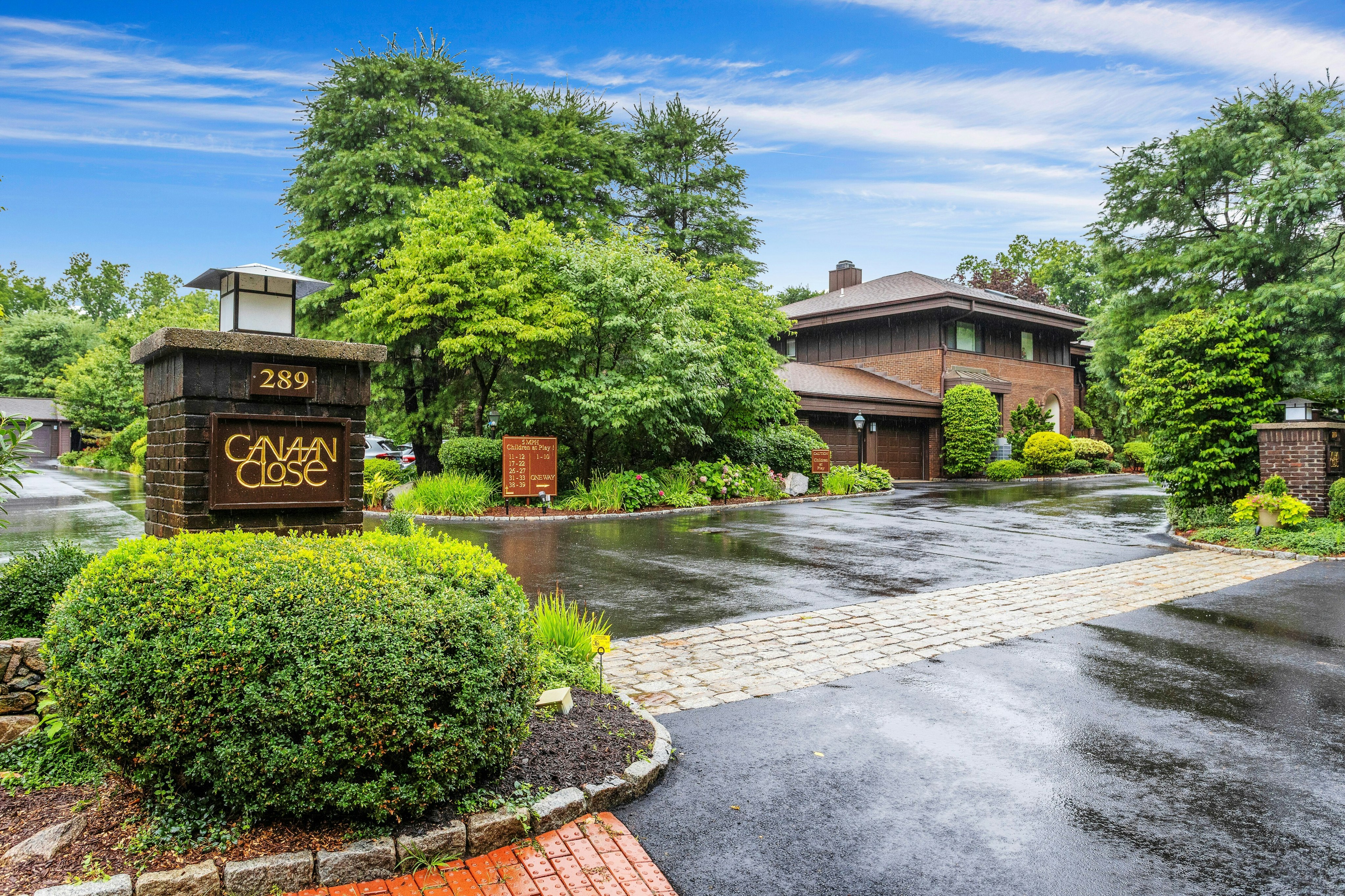 289 New Norwalk Road 23