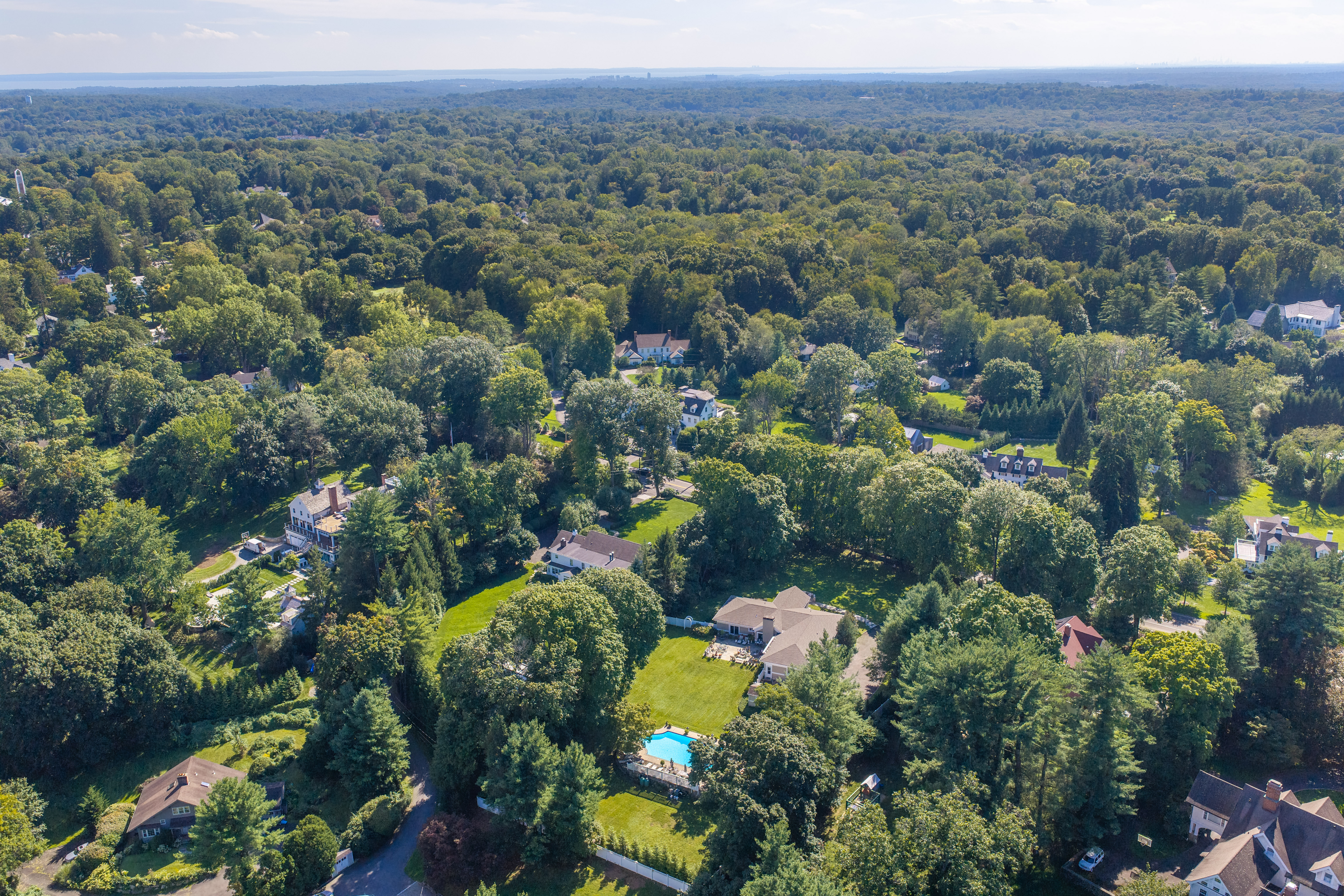321 Oenoke Ridge
