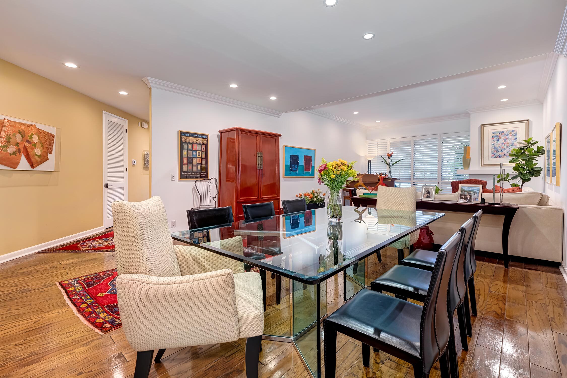 11808 Dorothy Street 203