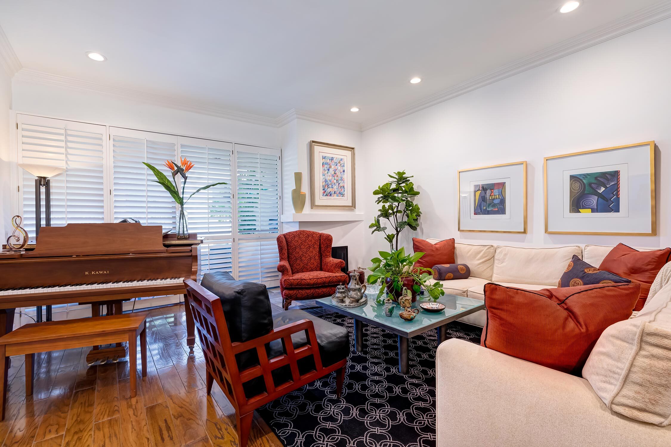 11808 Dorothy Street 203