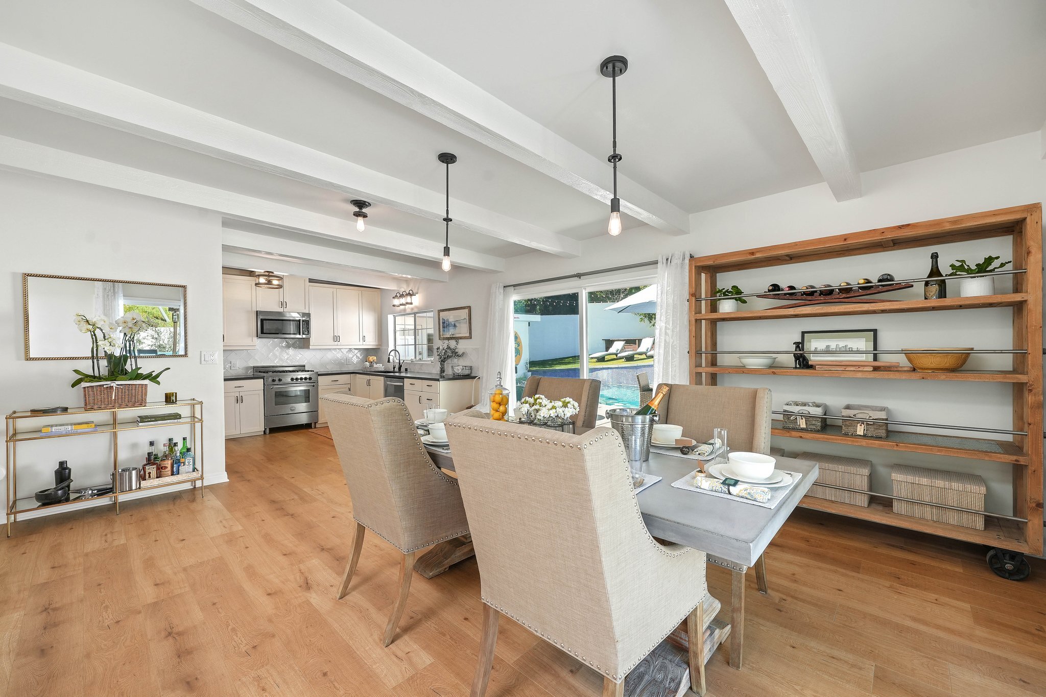 3493 Mandeville Canyon Road