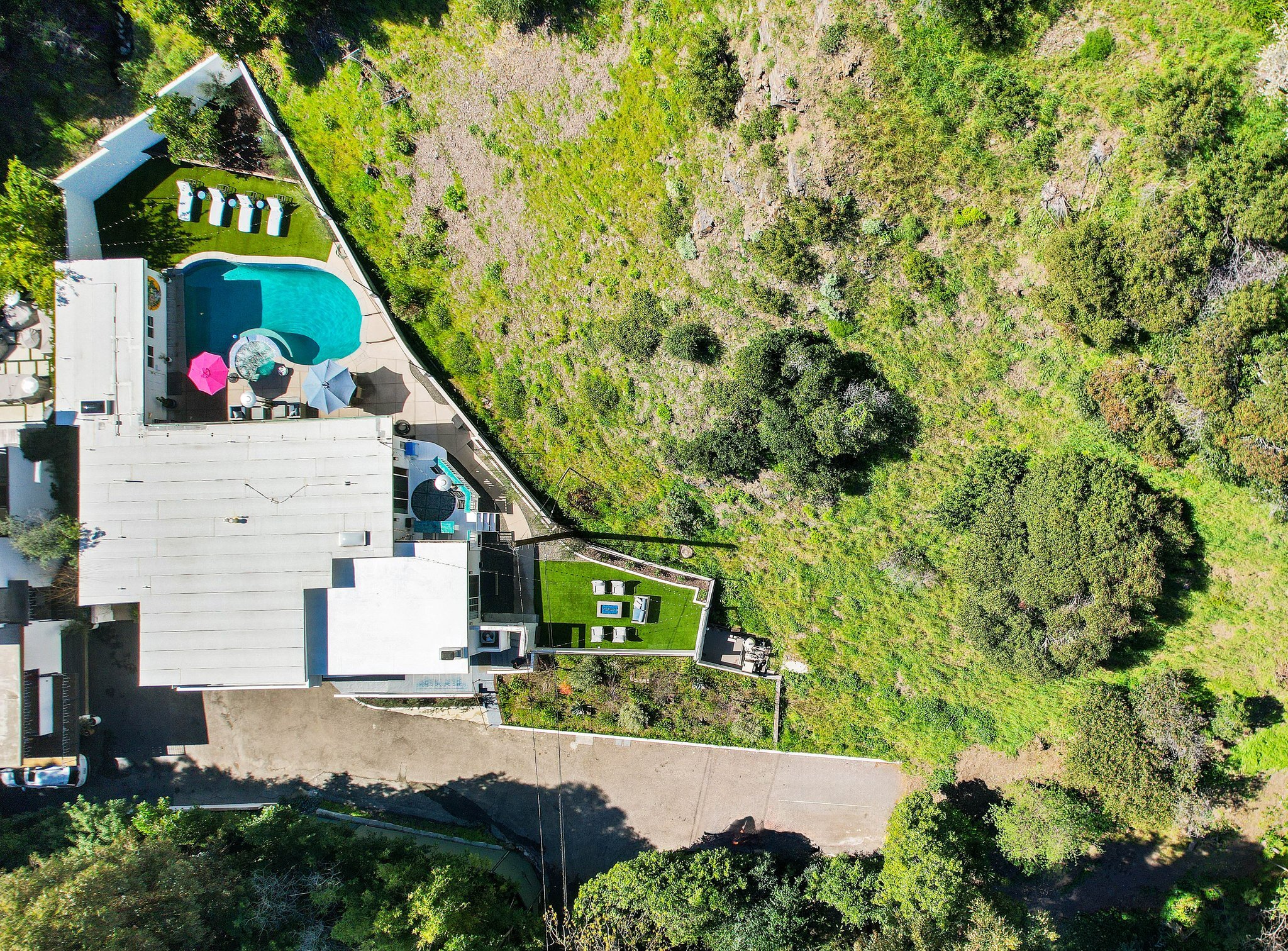 3493 Mandeville Canyon Road
