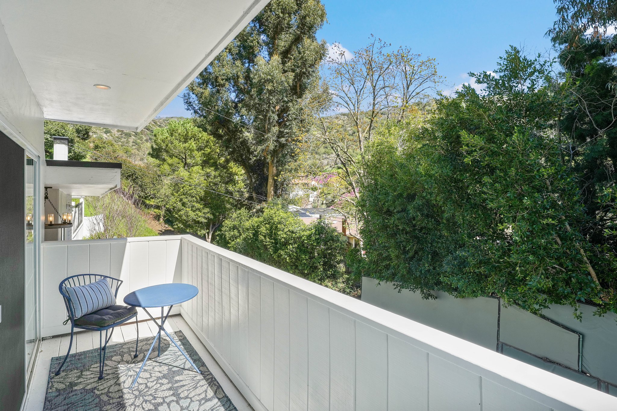 3493 Mandeville Canyon Road