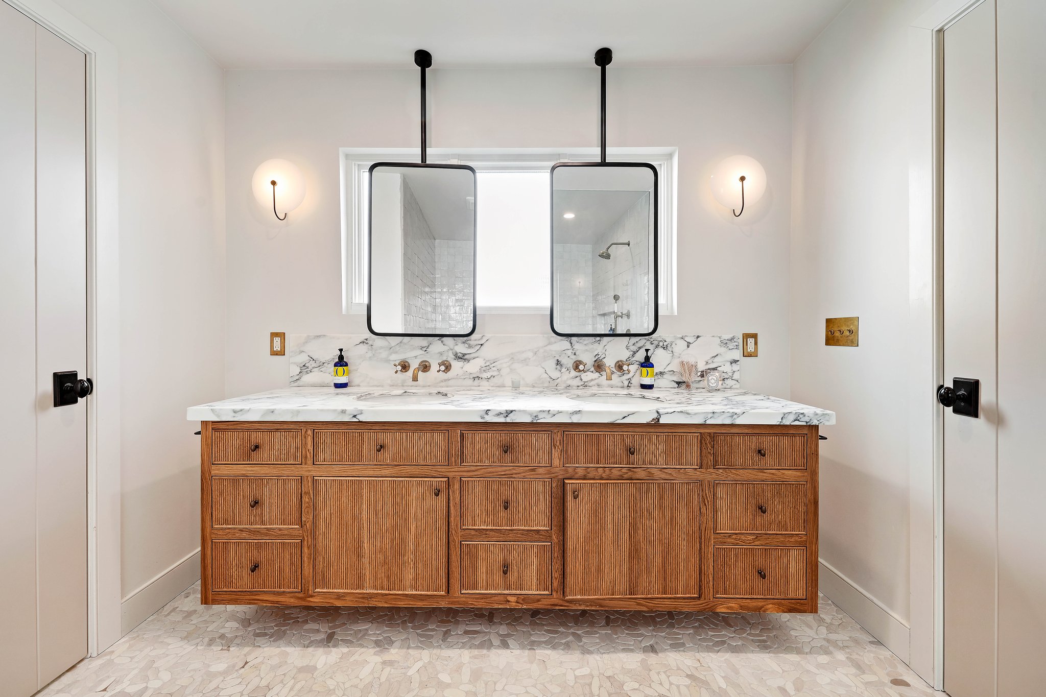 1390 Avenida De Cortez