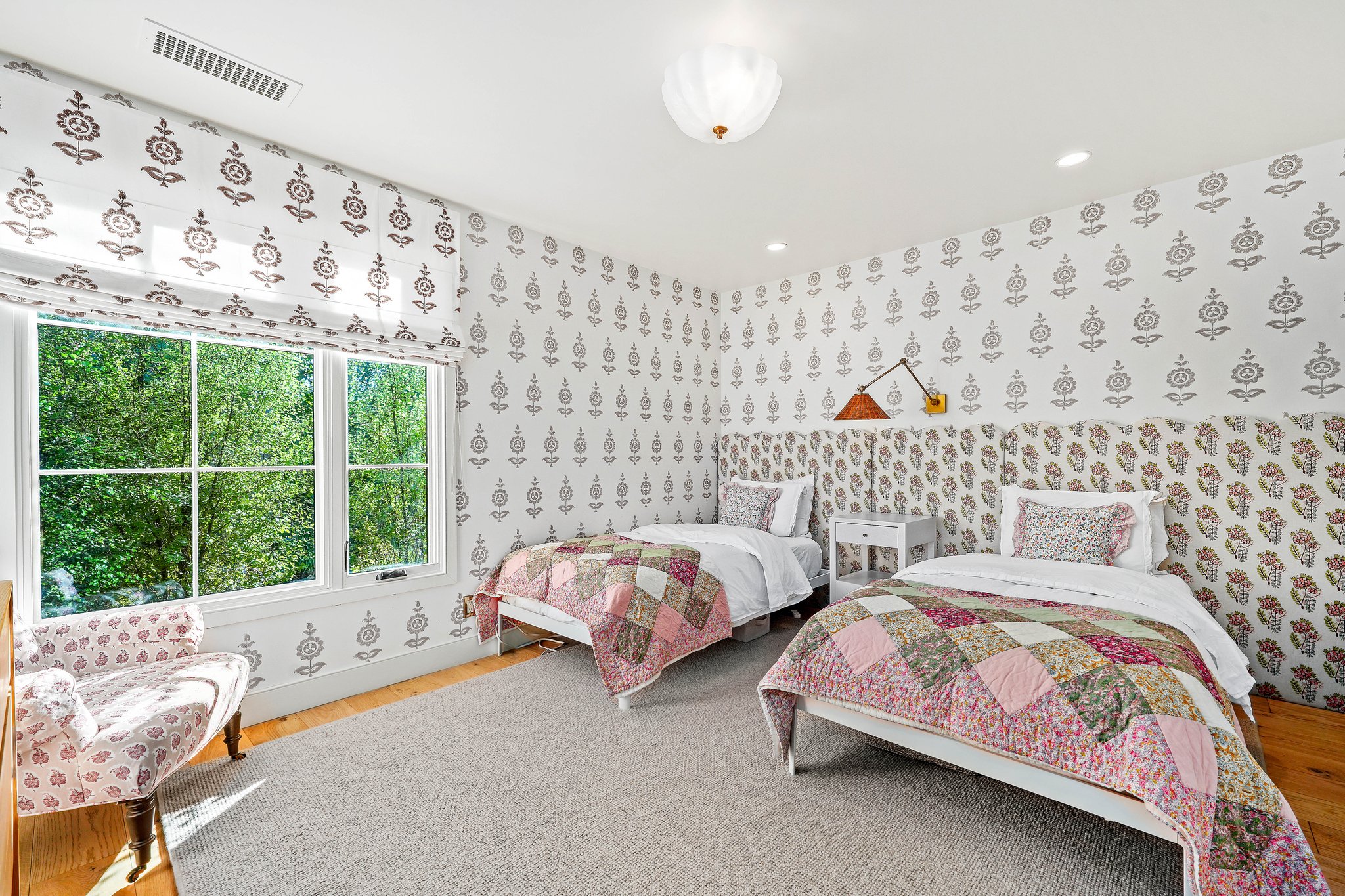 1390 Avenida De Cortez