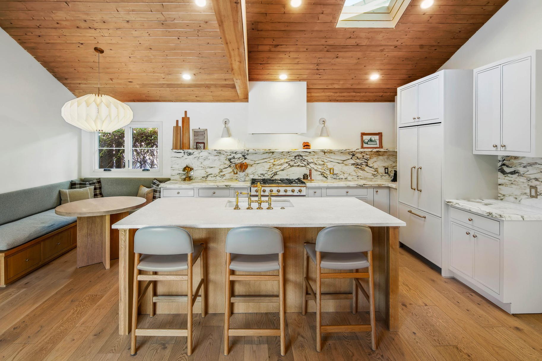 1390 Avenida De Cortez