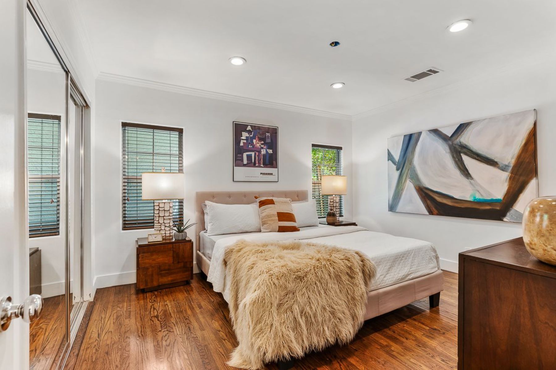 510 North Crescent Heights Boulevard