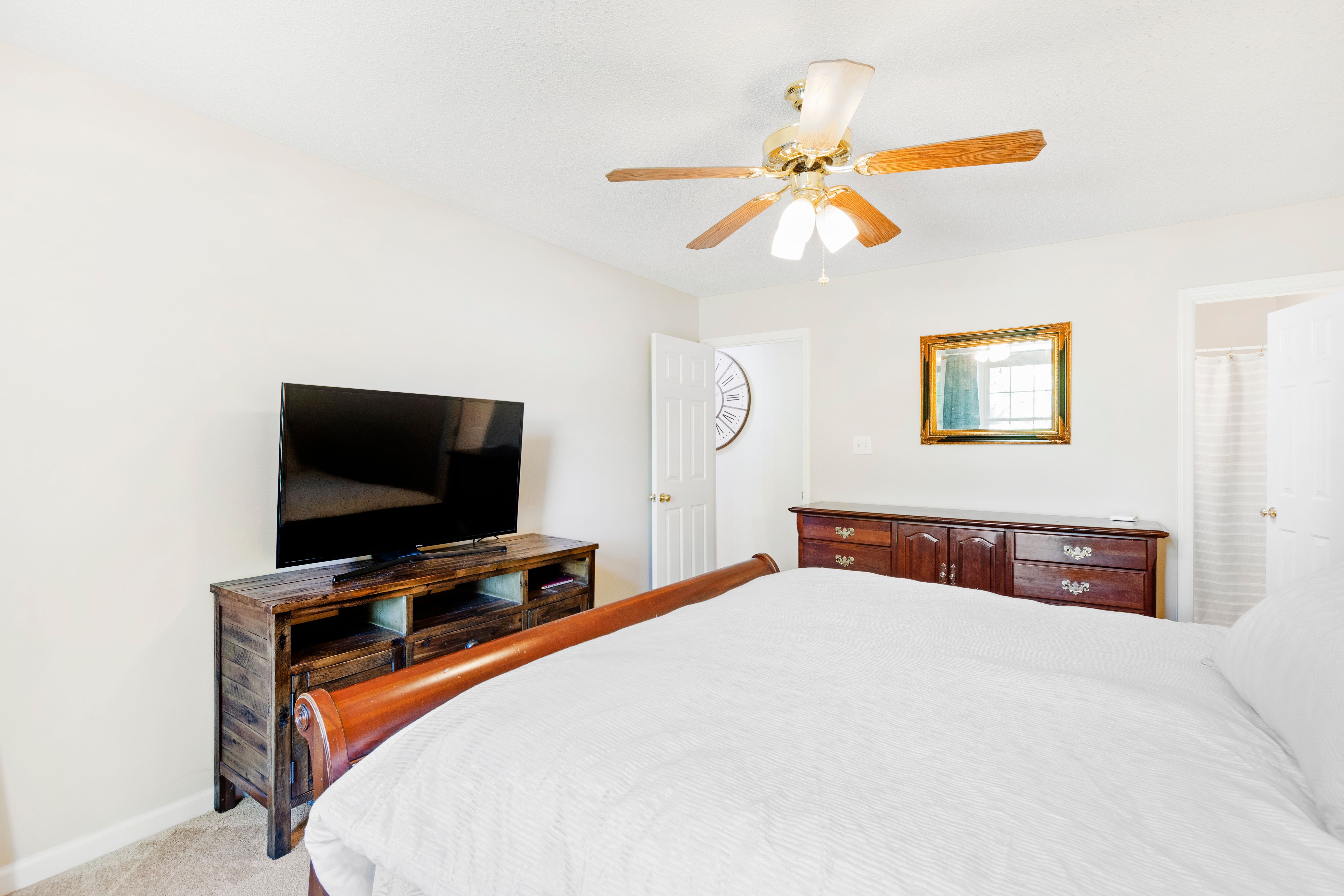 2800 Livery Way