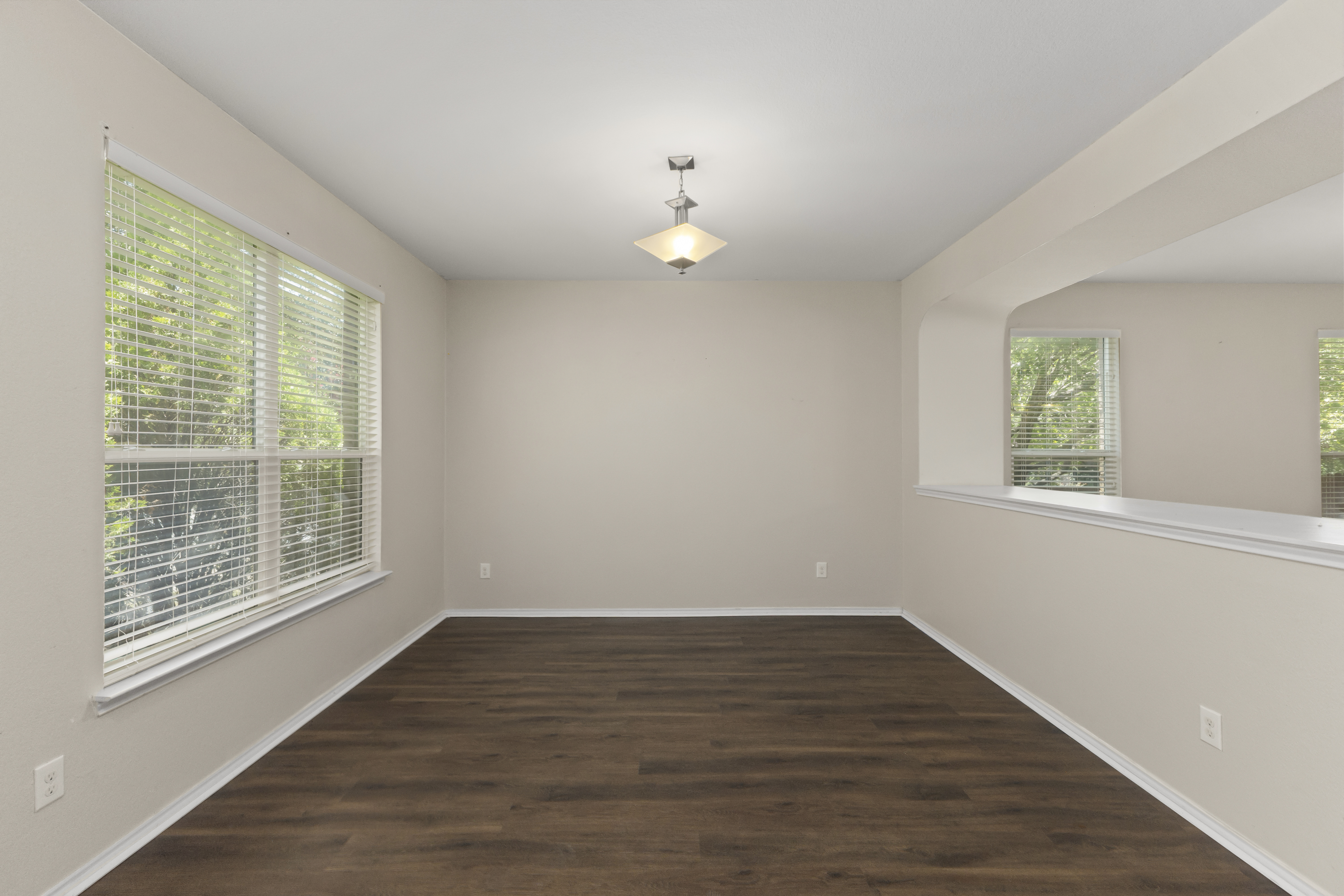 1100 Renaissance Trail 