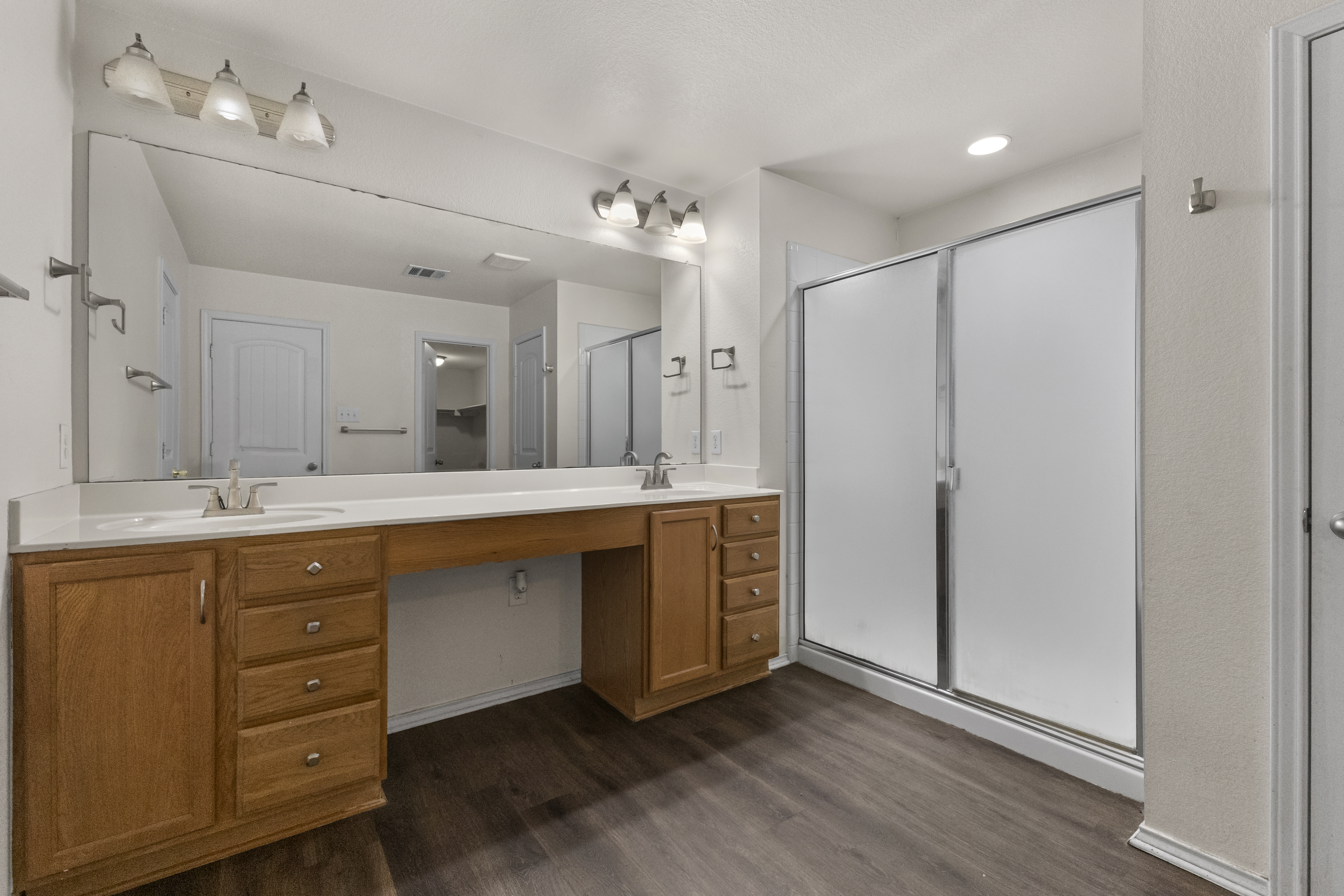 1100 Renaissance Trail 