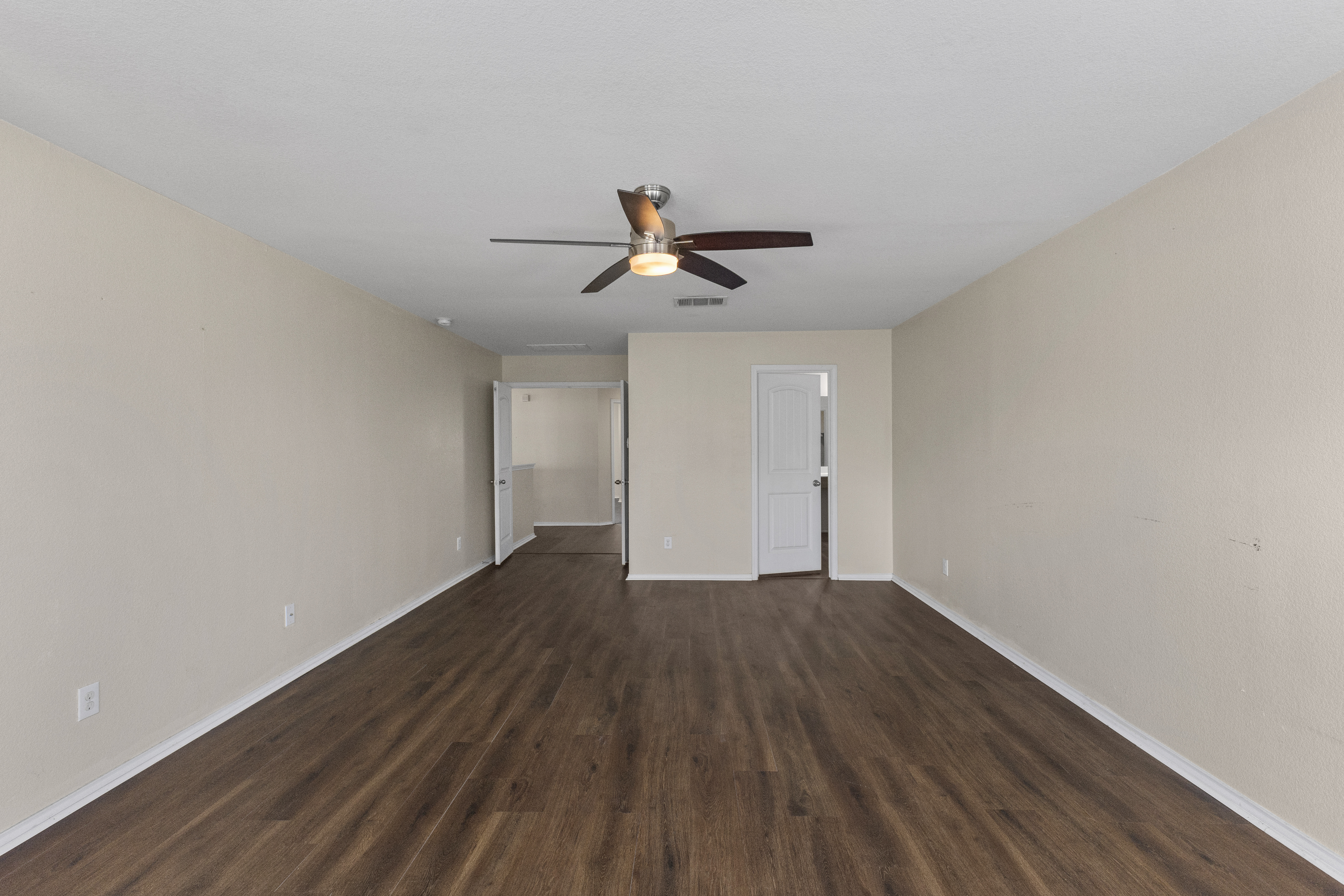 1100 Renaissance Trail 