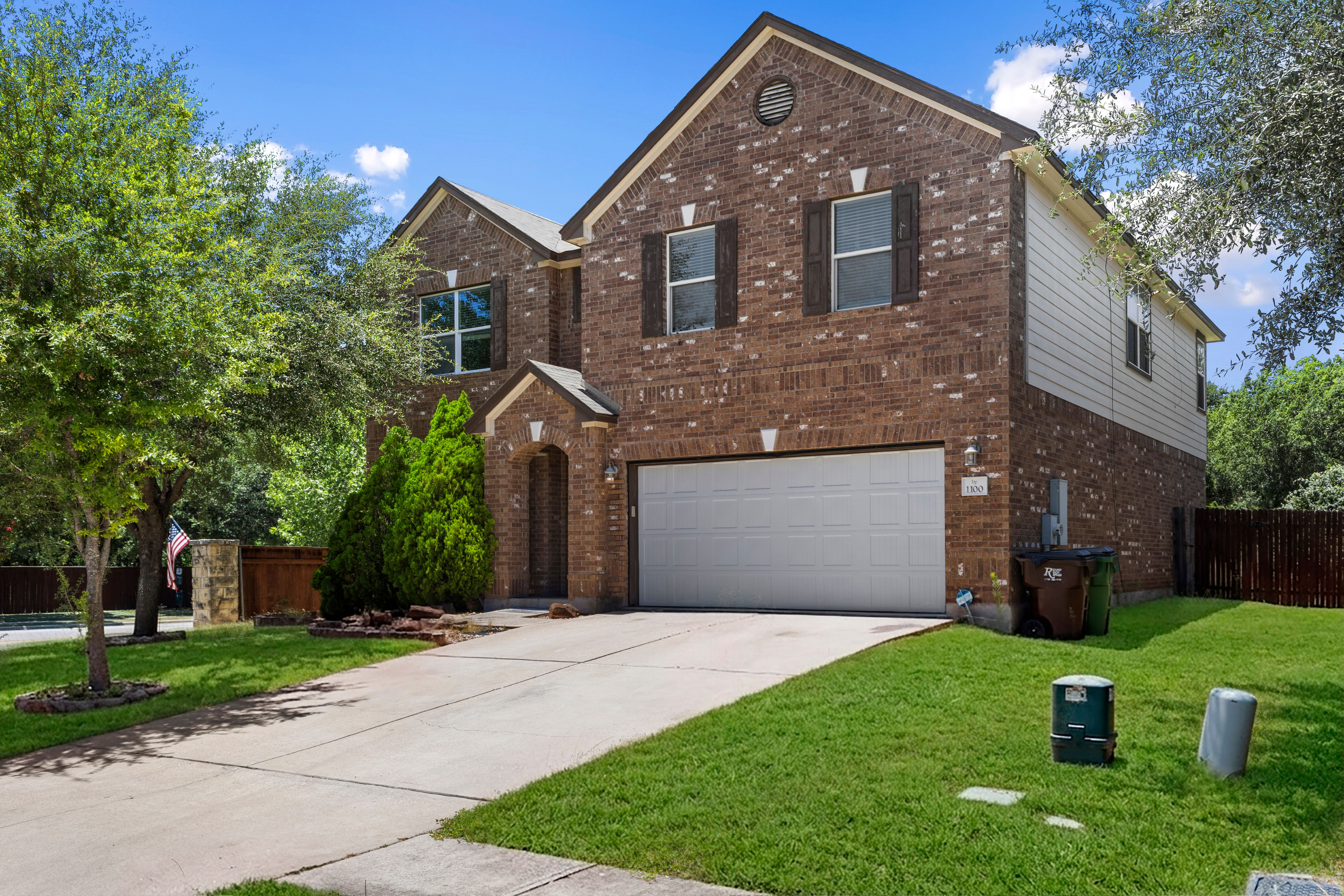 1100 Renaissance Trail 