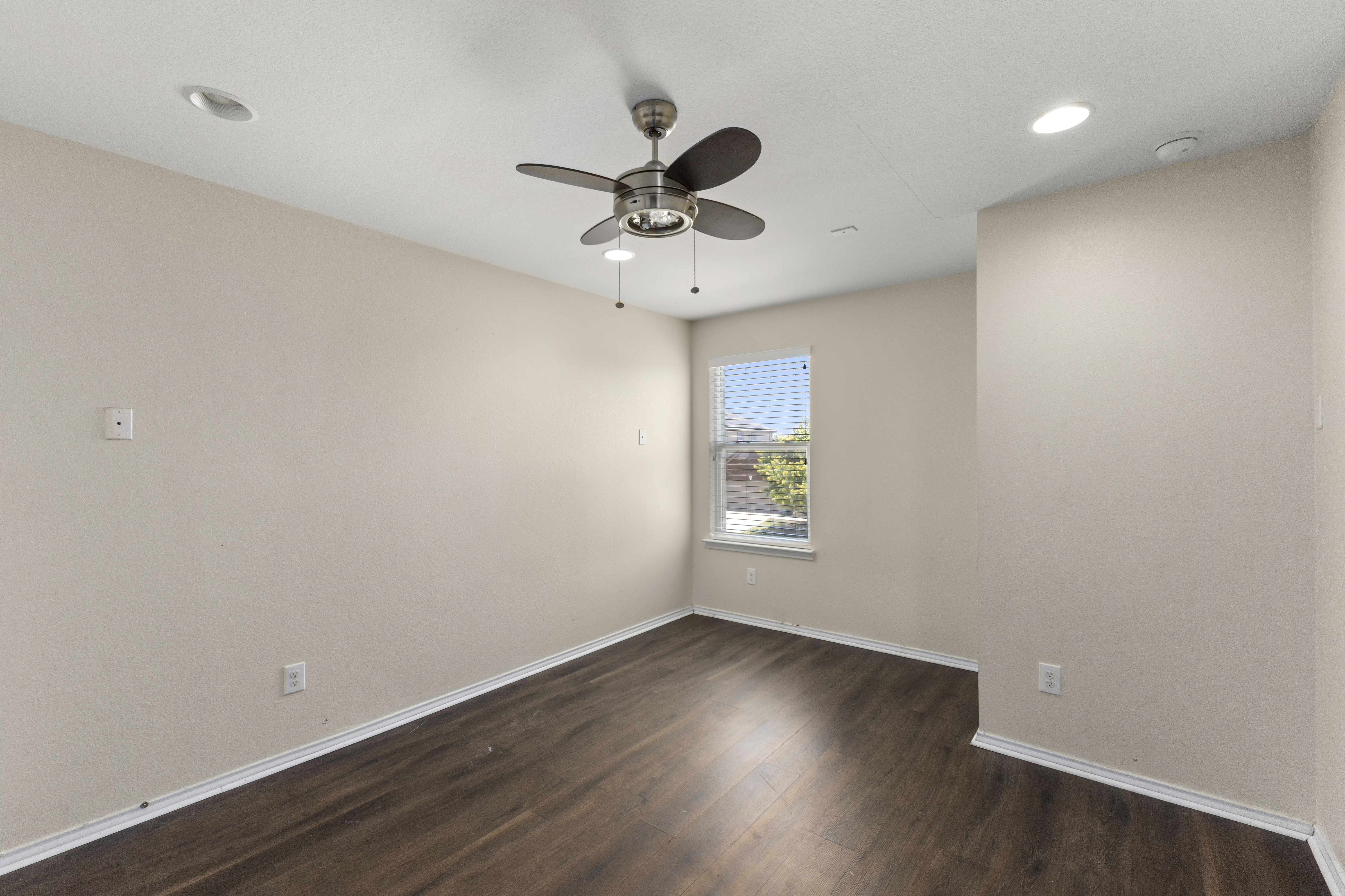 1100 Renaissance Trail 