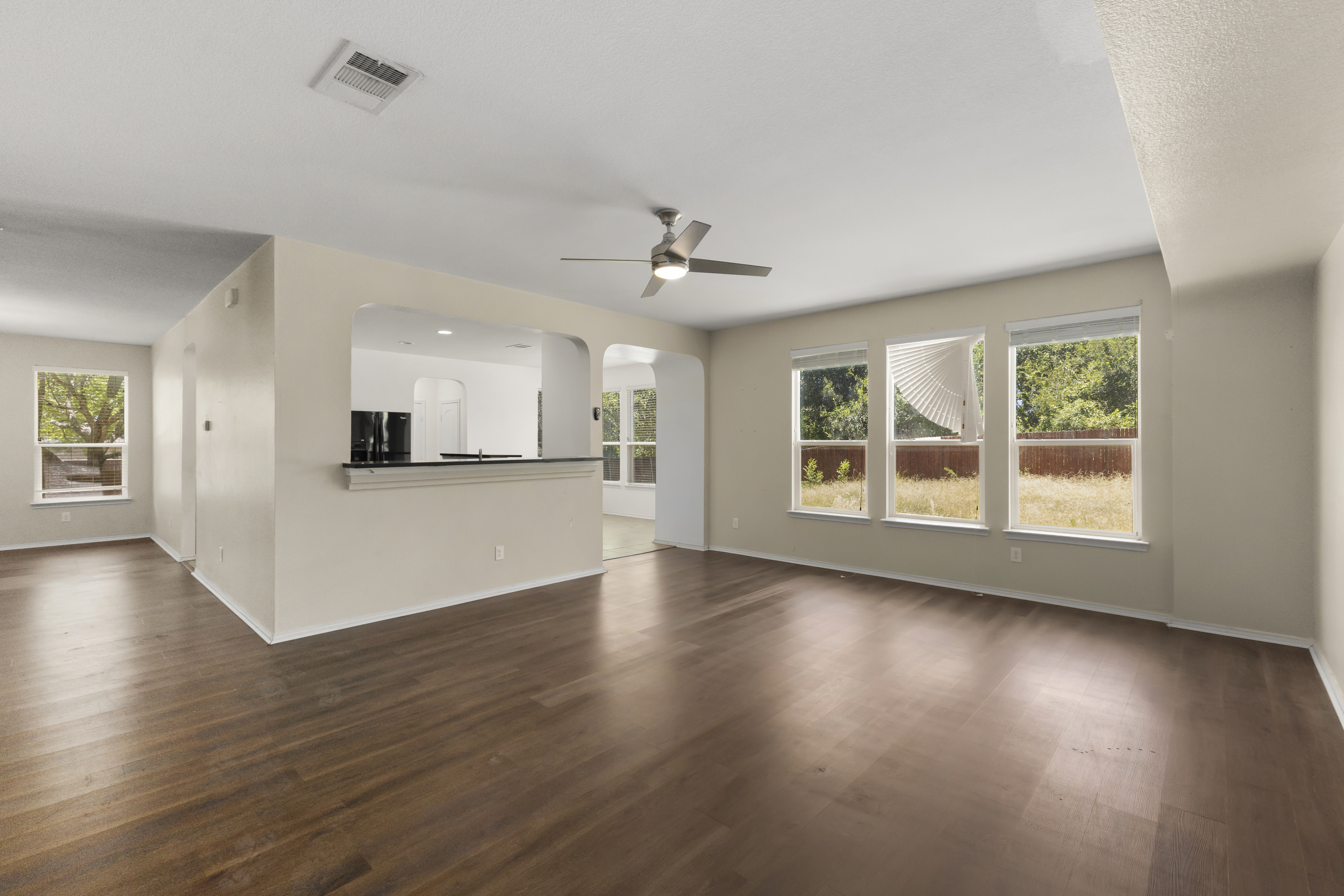 1100 Renaissance Trail 