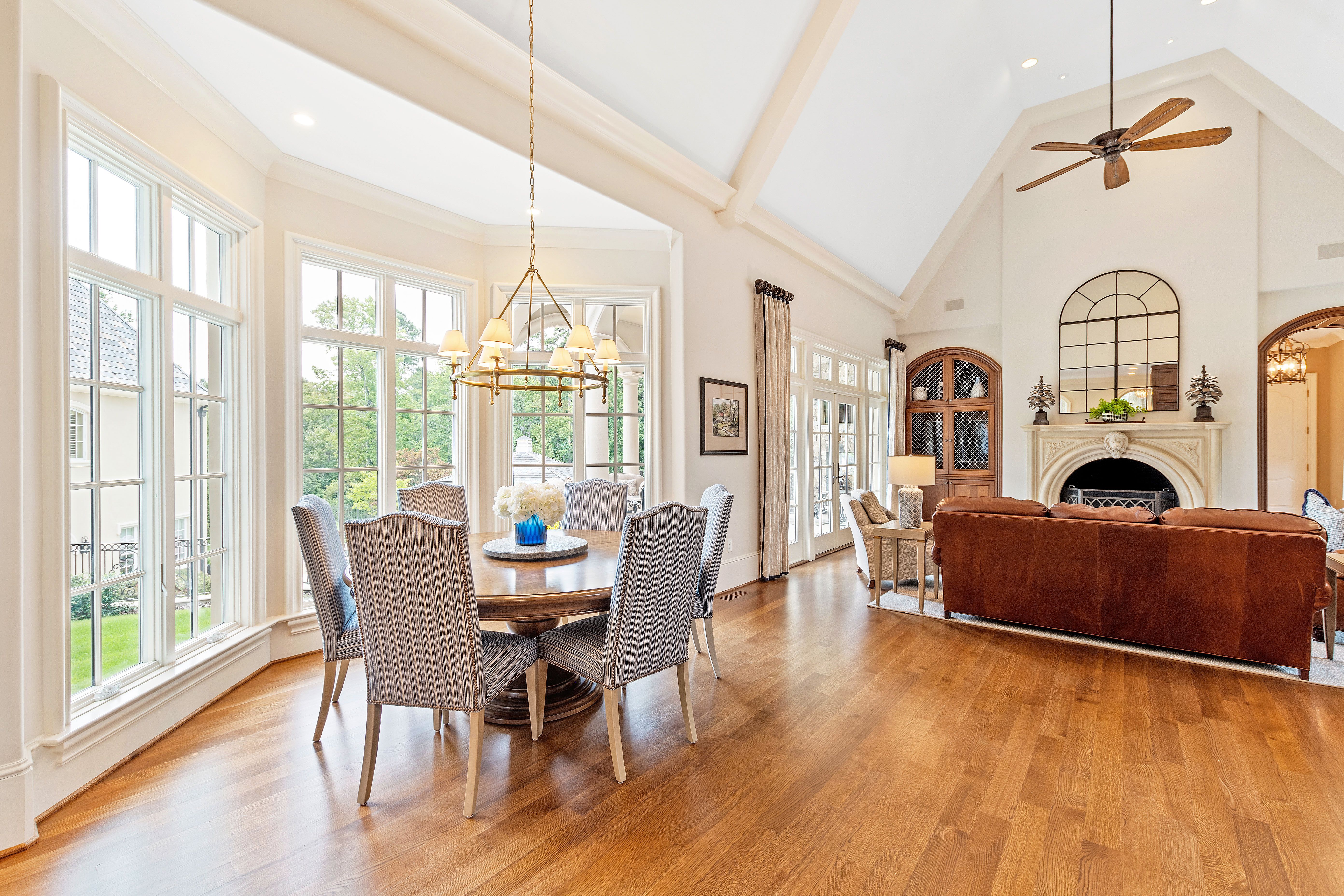 250 Blue Violet Way 