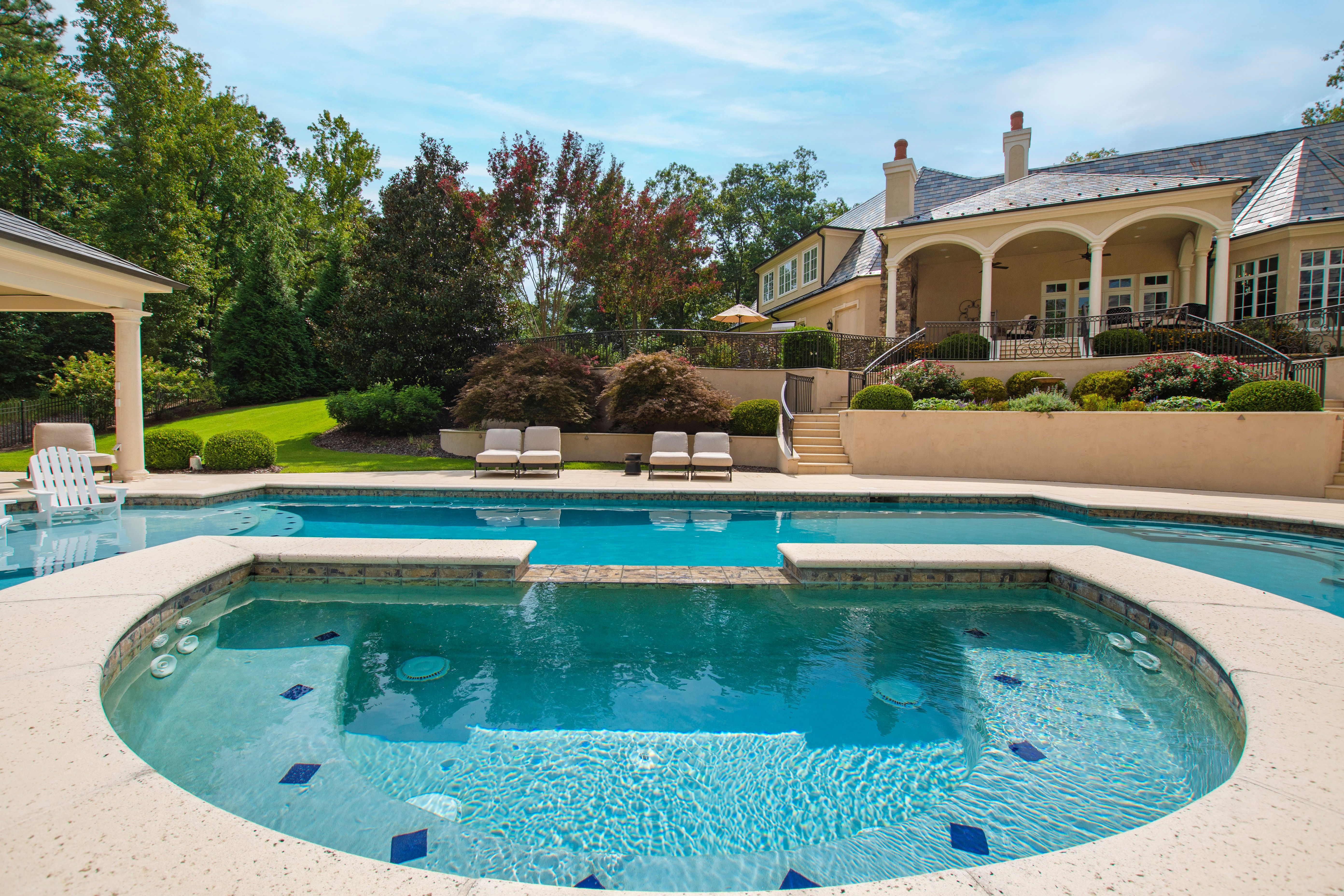 250 Blue Violet Way 