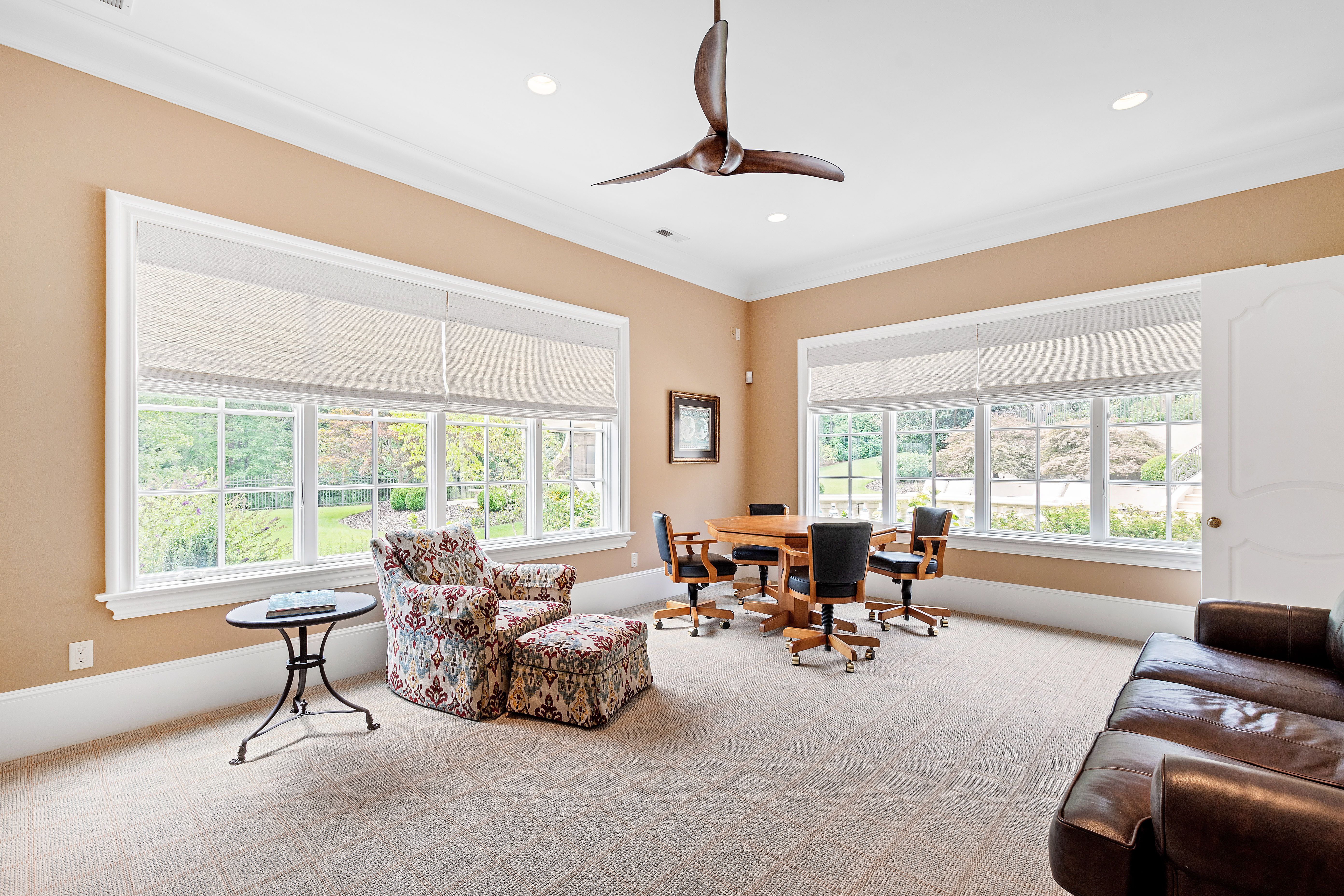 250 Blue Violet Way 