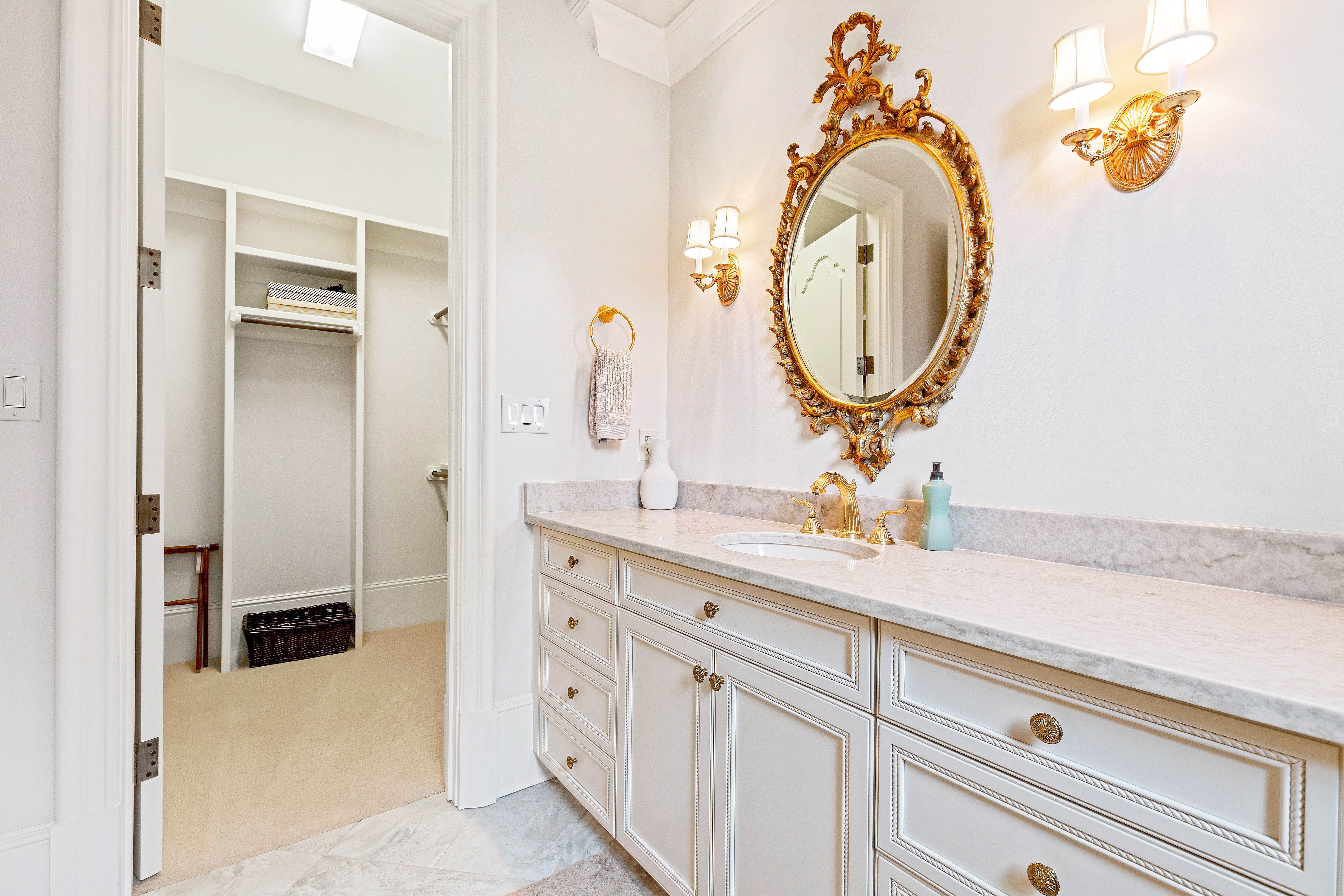 250 Blue Violet Way 
