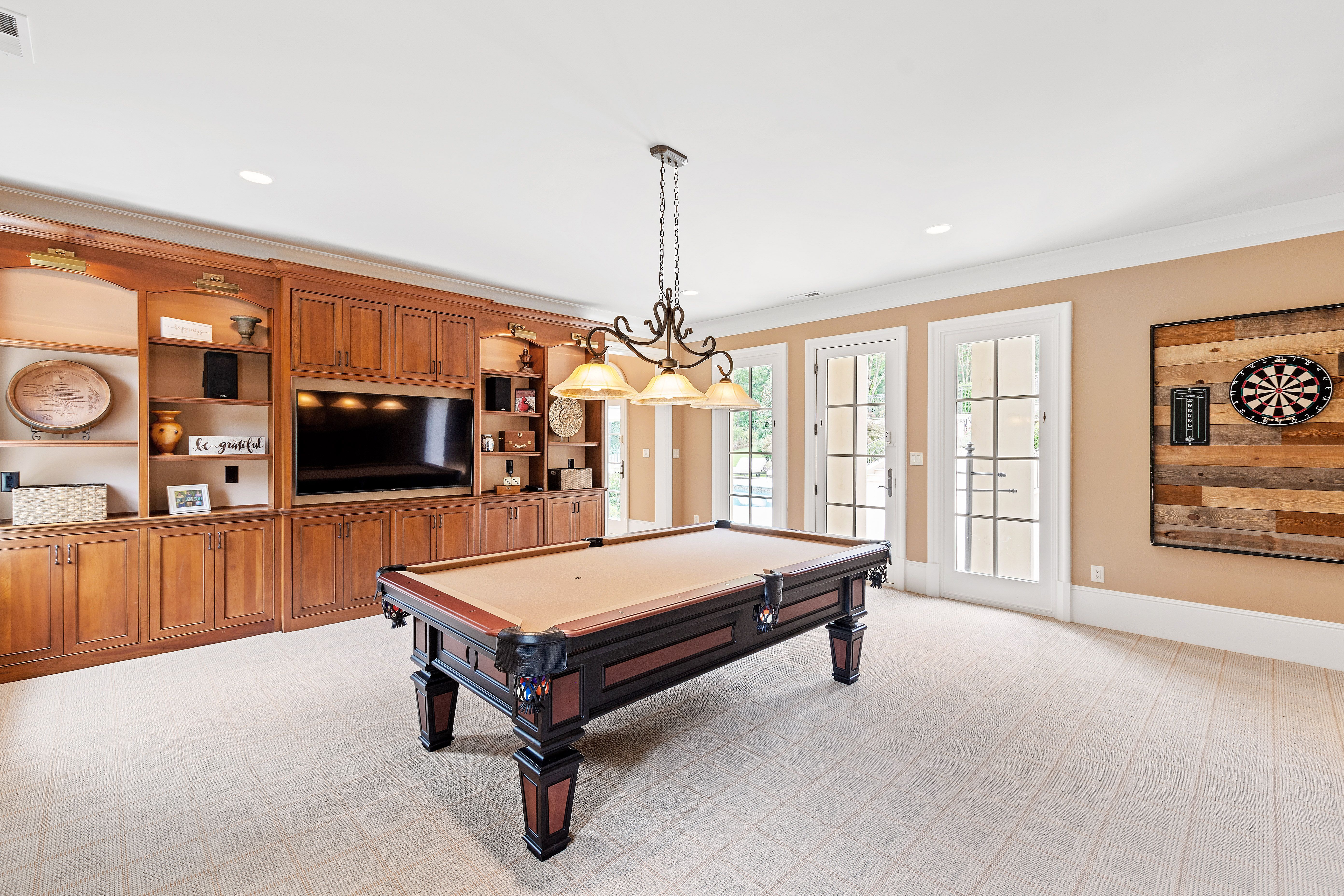250 Blue Violet Way 