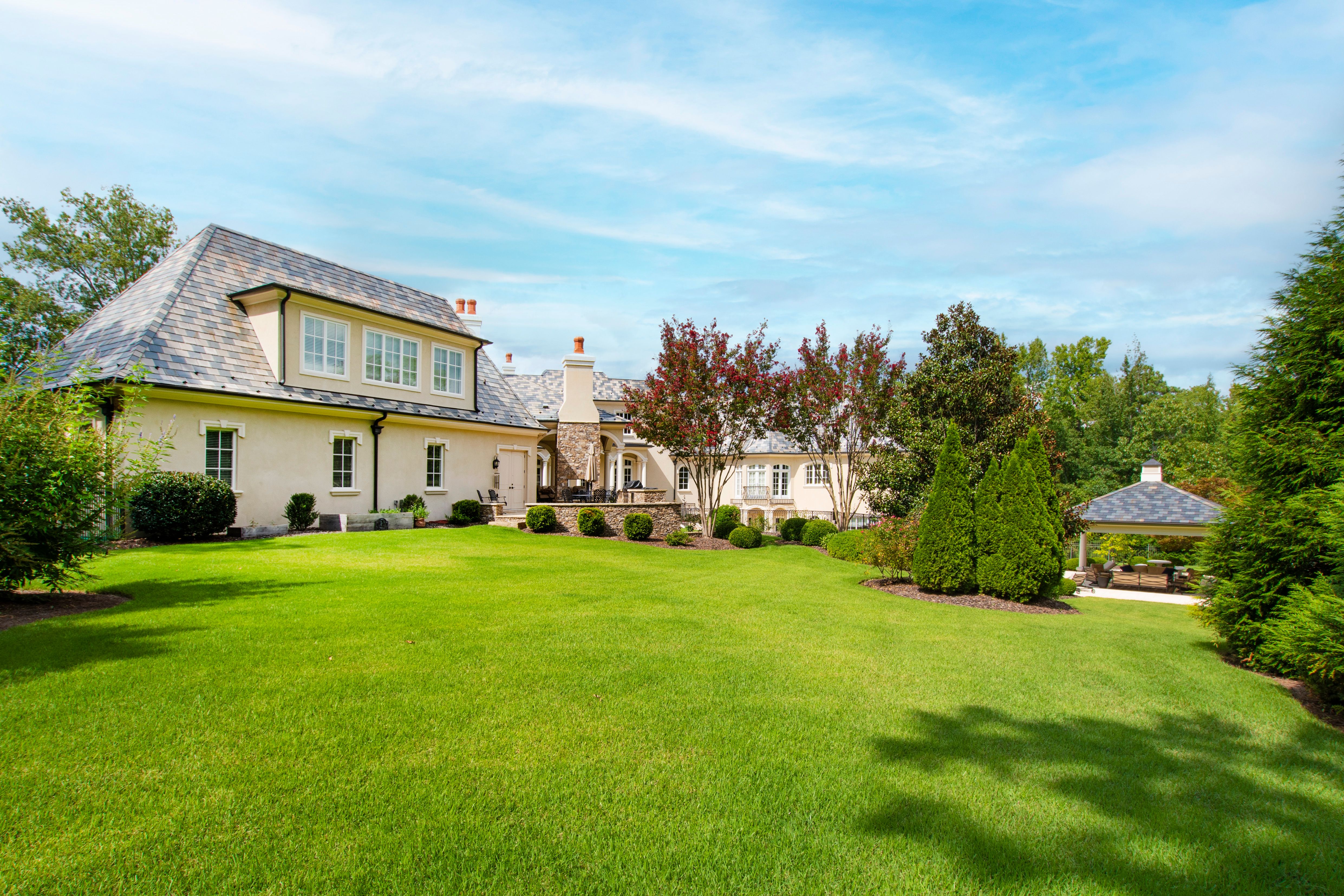 250 Blue Violet Way 