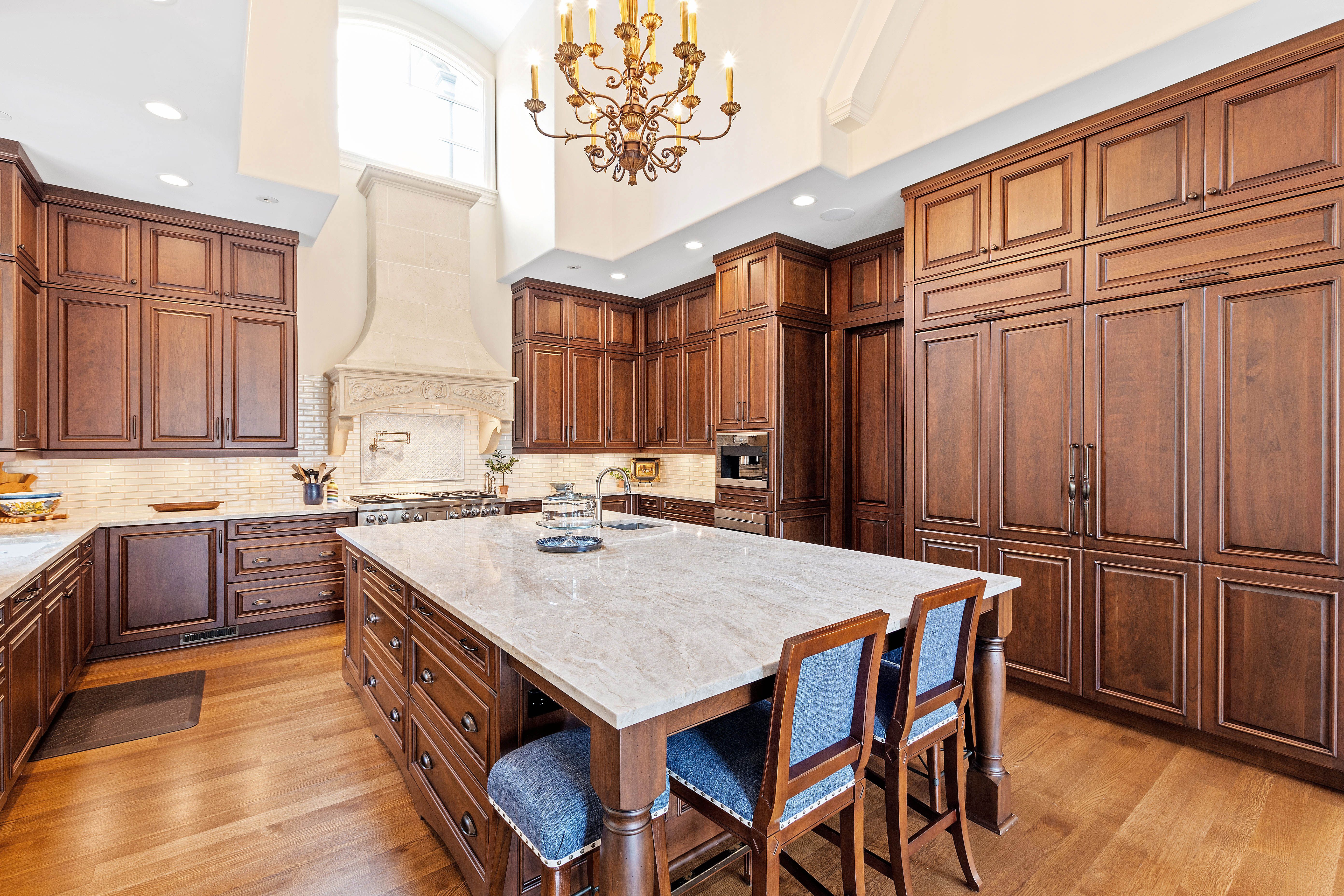 250 Blue Violet Way 