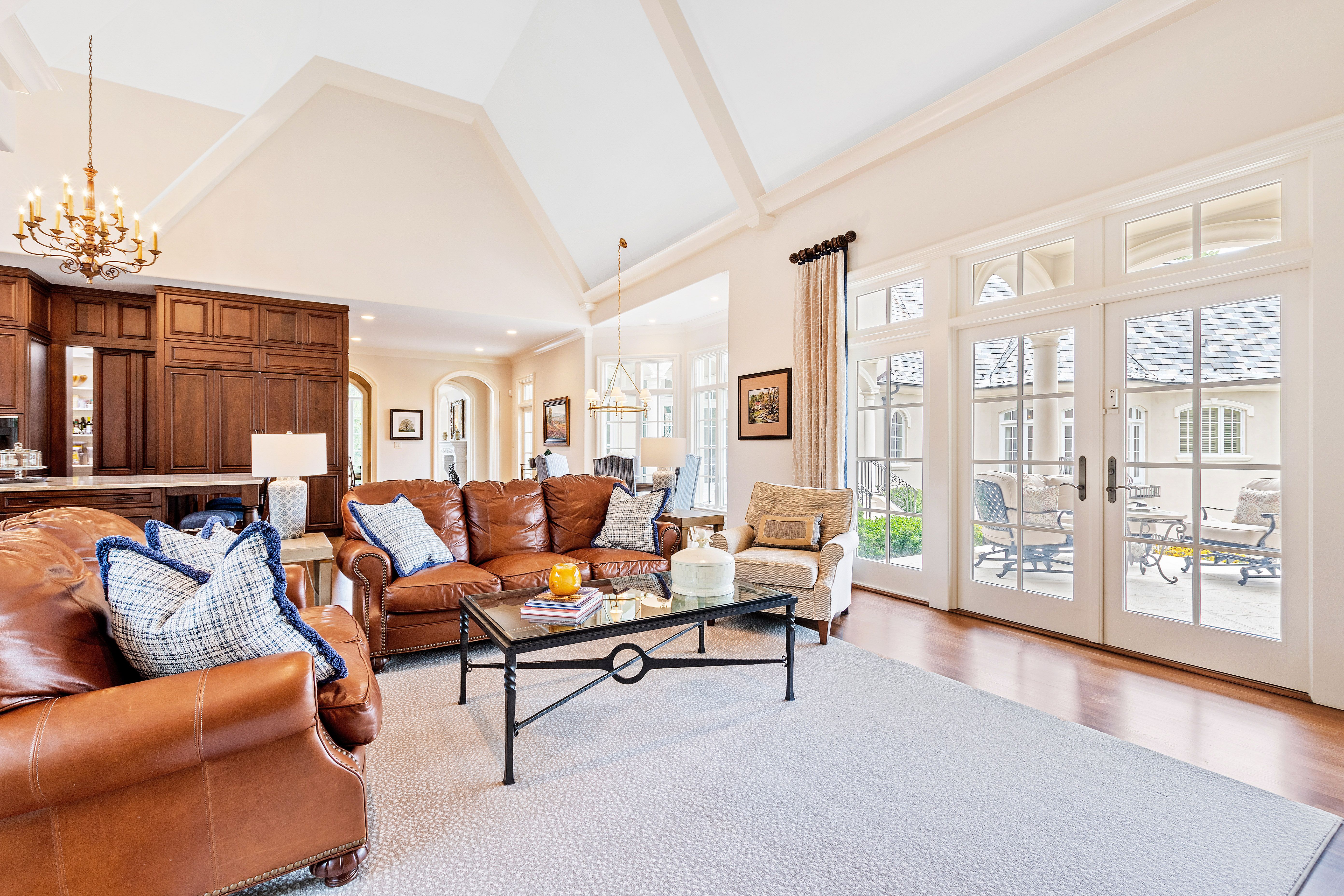 250 Blue Violet Way 