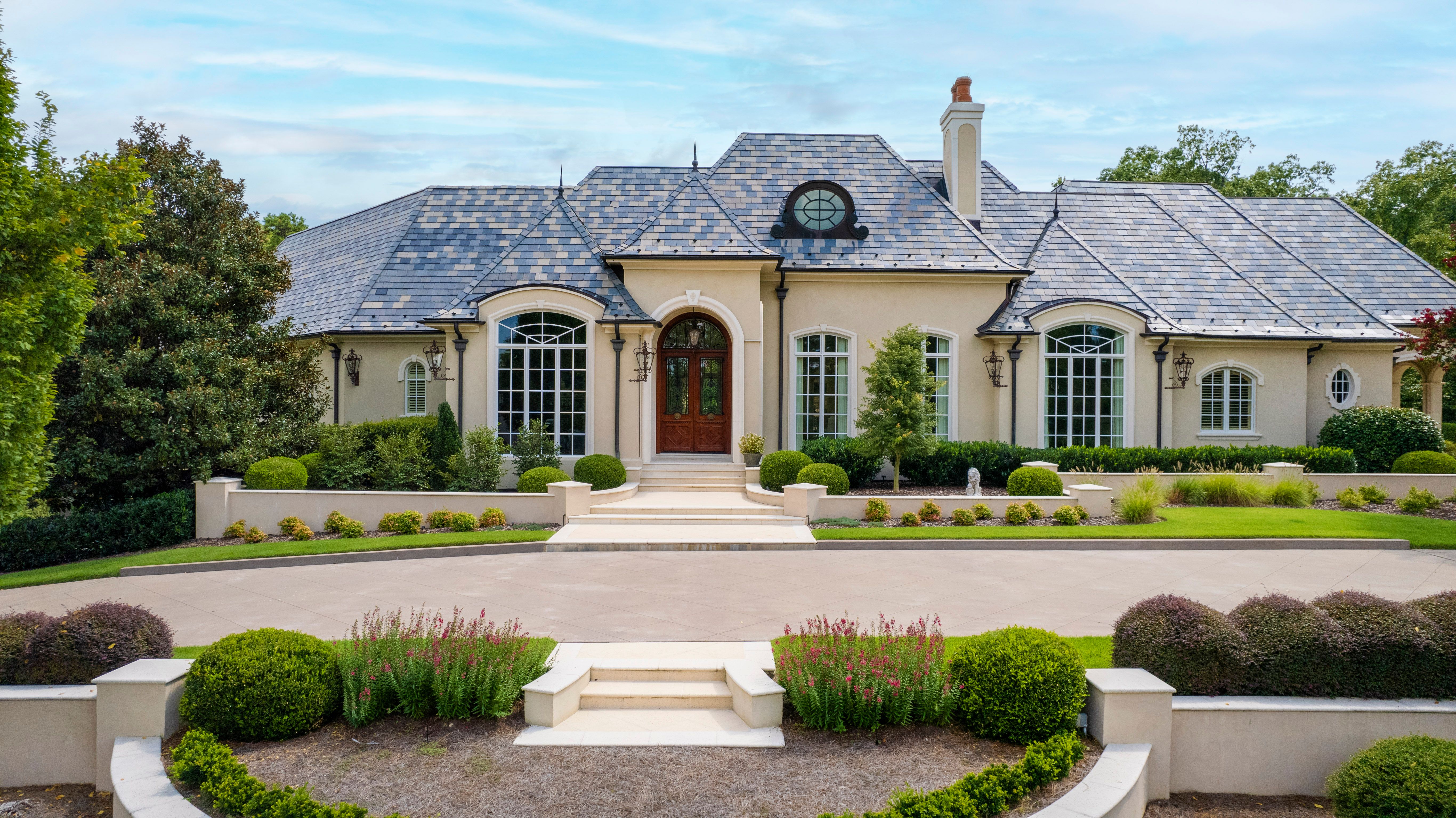 250 Blue Violet Way 