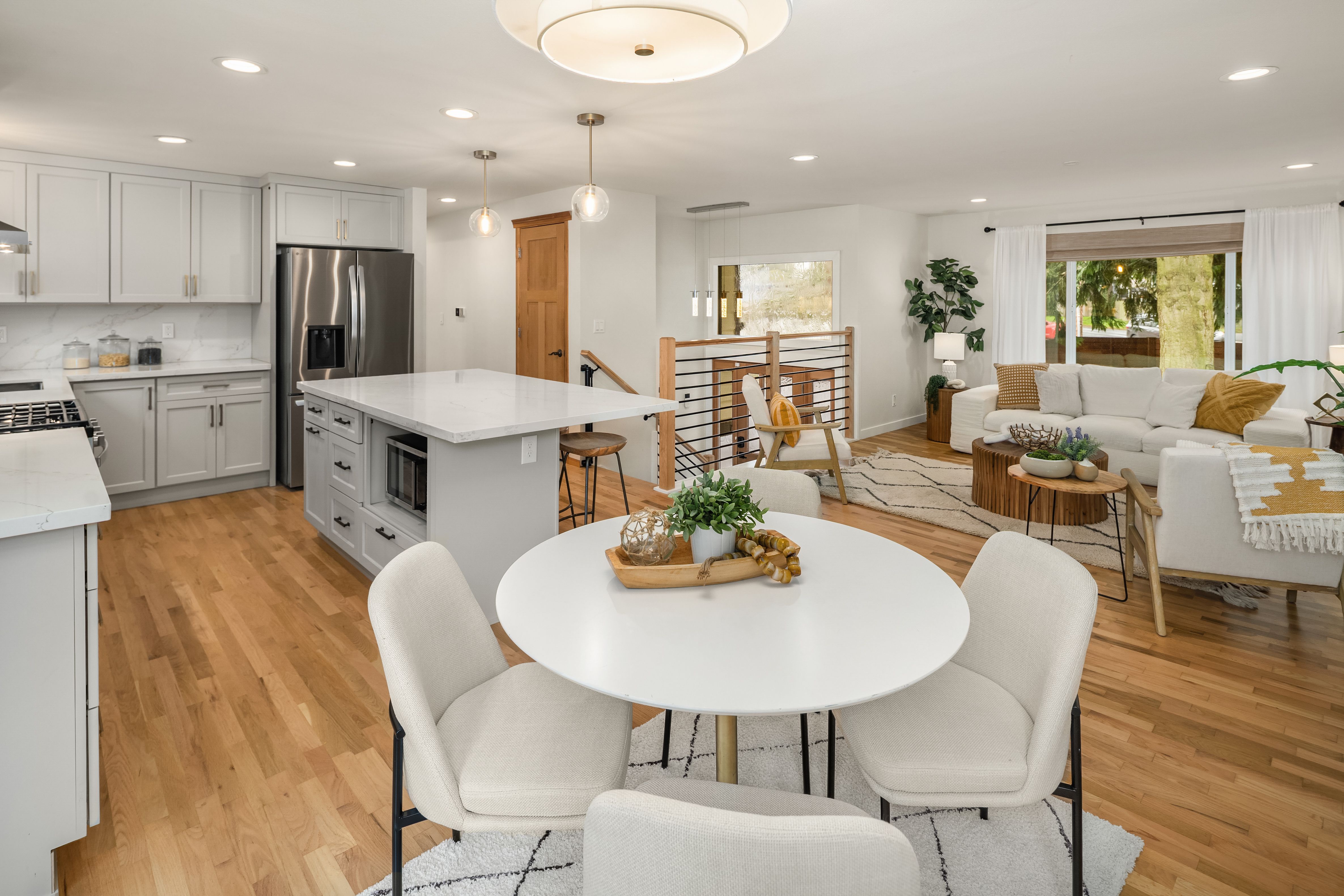 8704 NE 133rd Place, Kirkland, WA 98034 