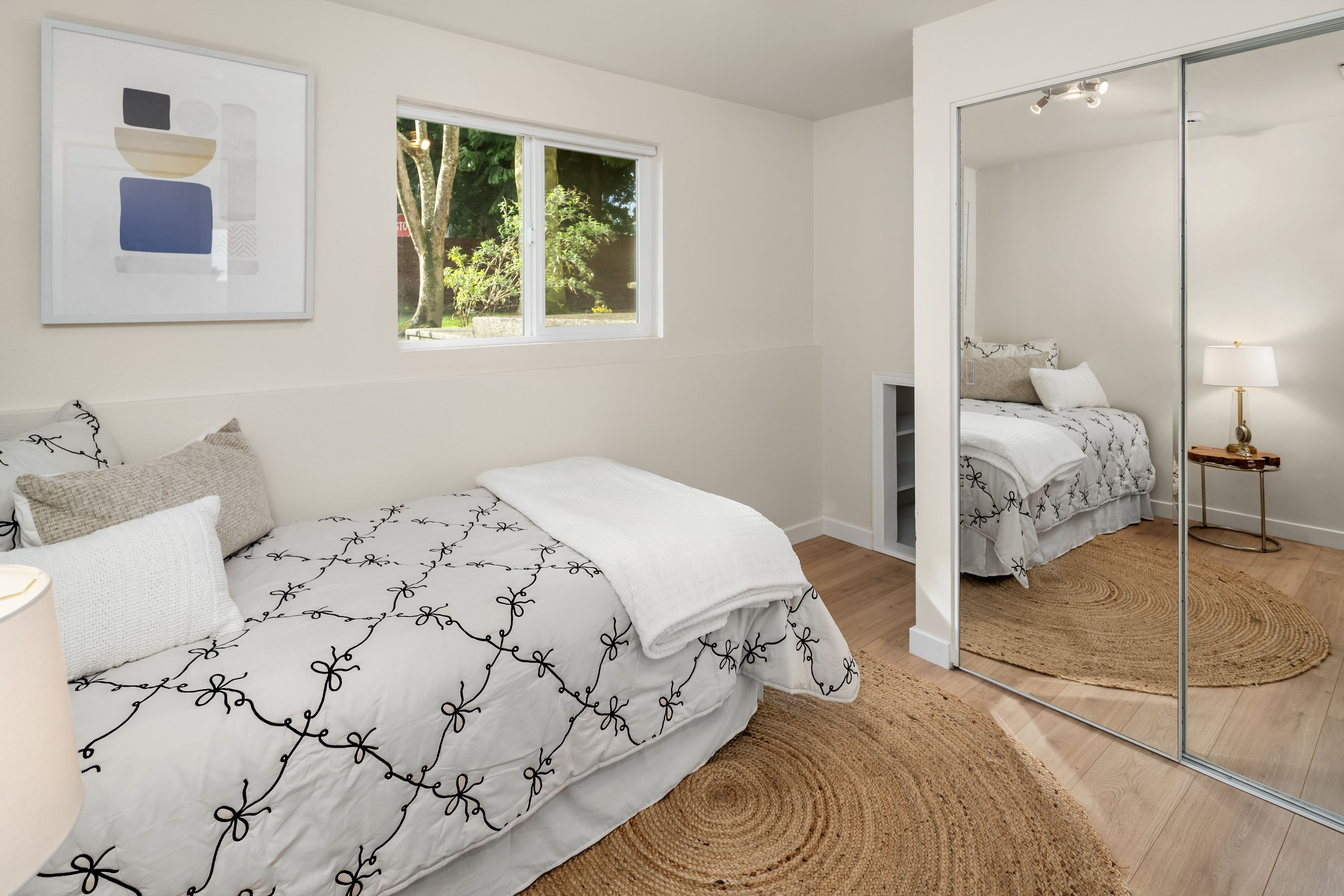 8704 NE 133rd Place, Kirkland, WA 98034 