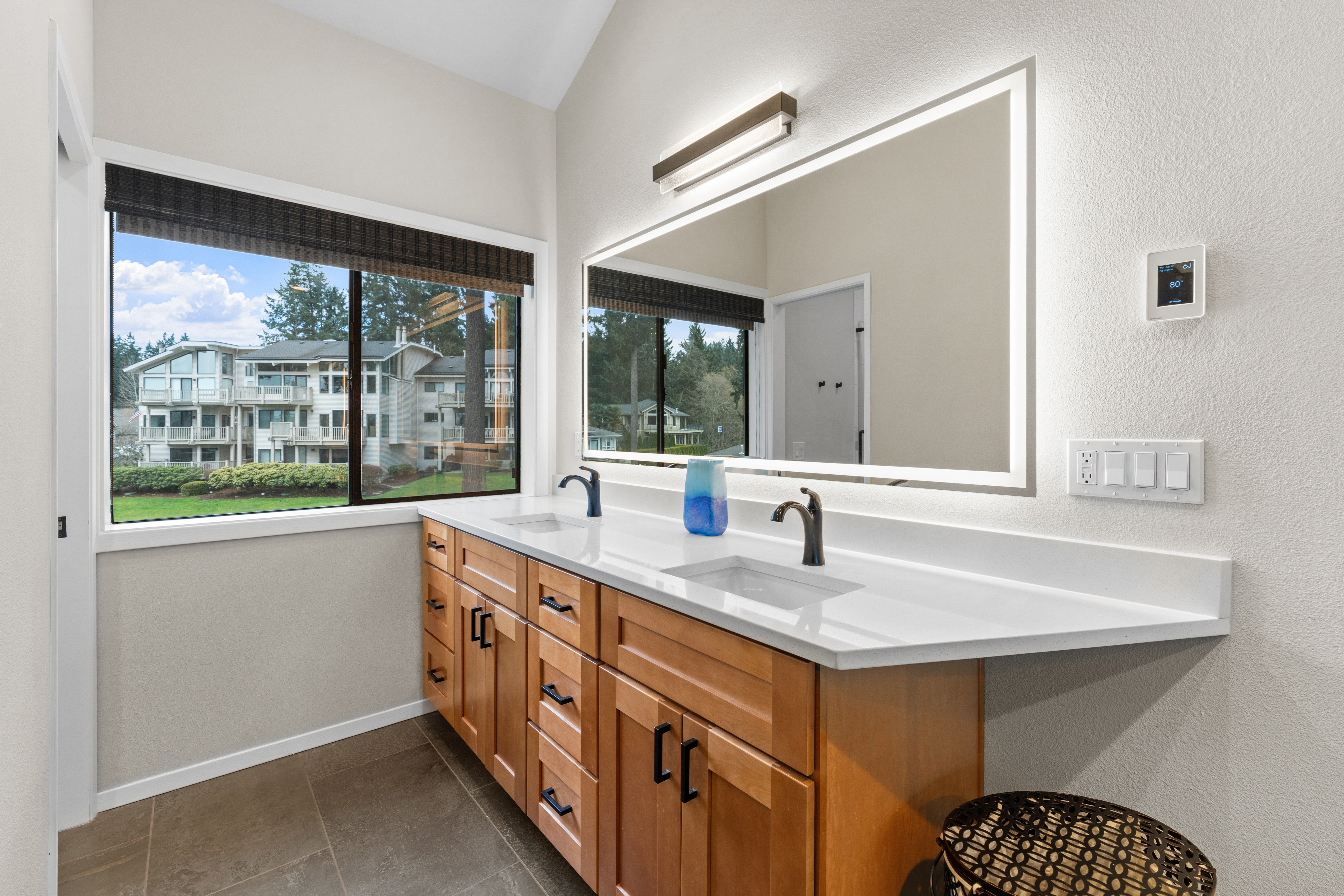 2027 Narrows View Cir NW Unit #E244 