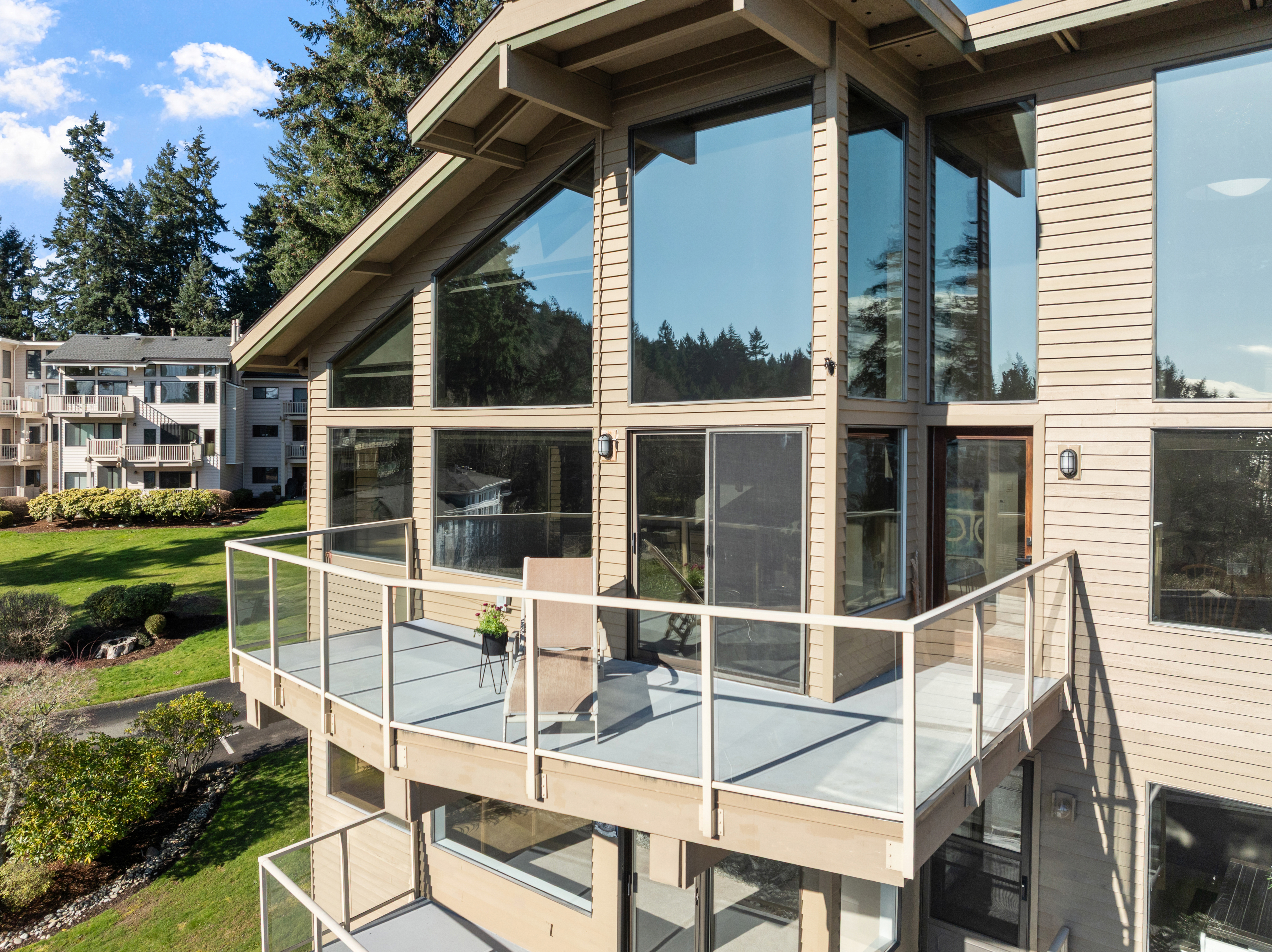 2027 Narrows View Cir NW Unit #E244 