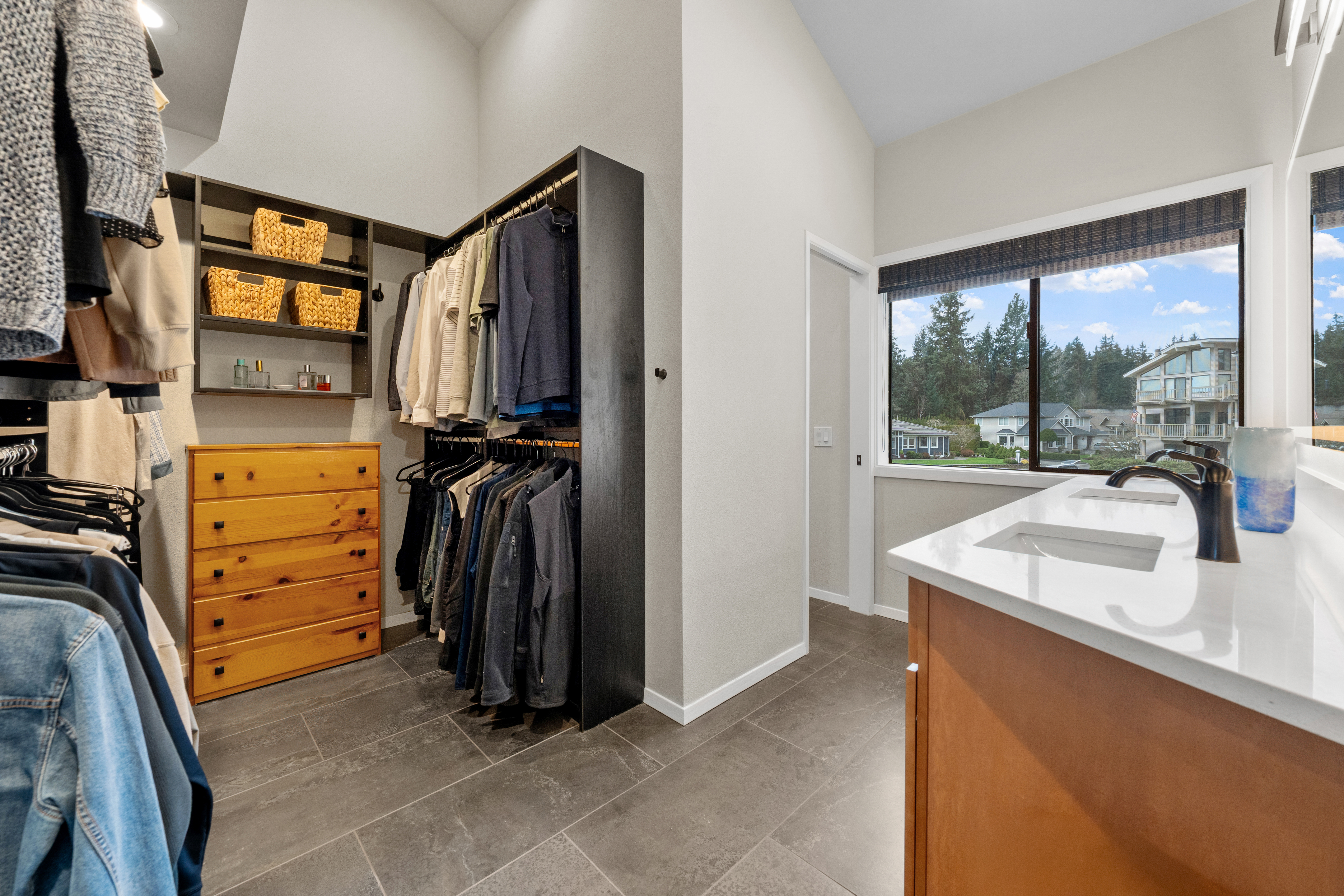 2027 Narrows View Cir NW Unit #E244 