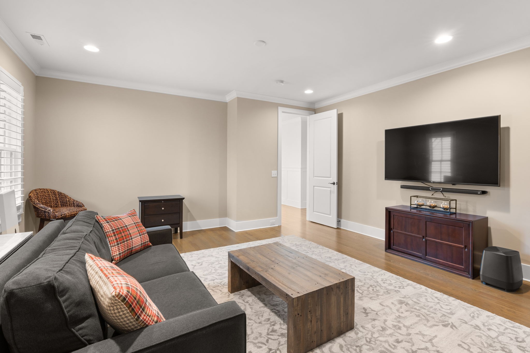 1723 Glen Echo Rd
