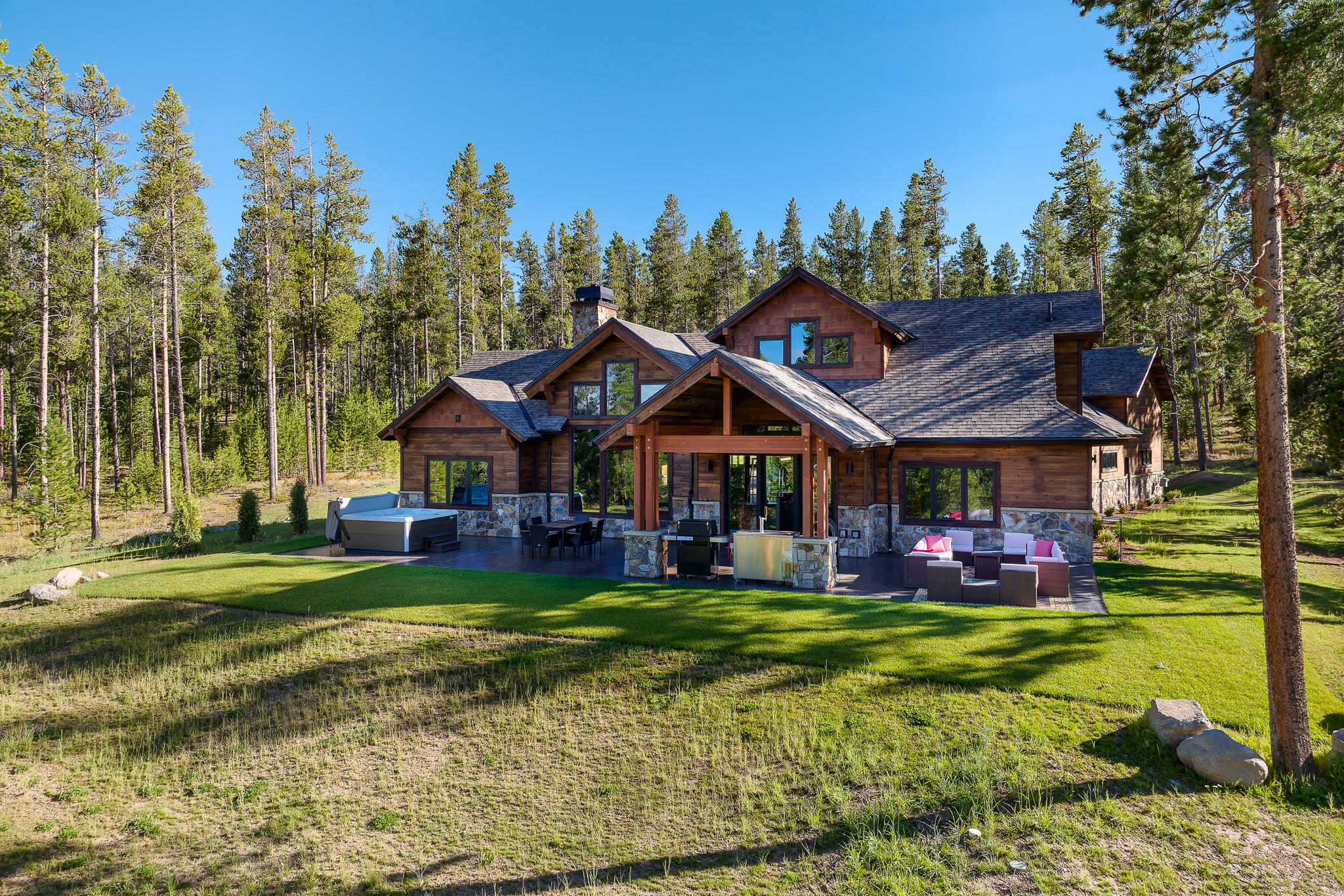 1066 Fenton Way 