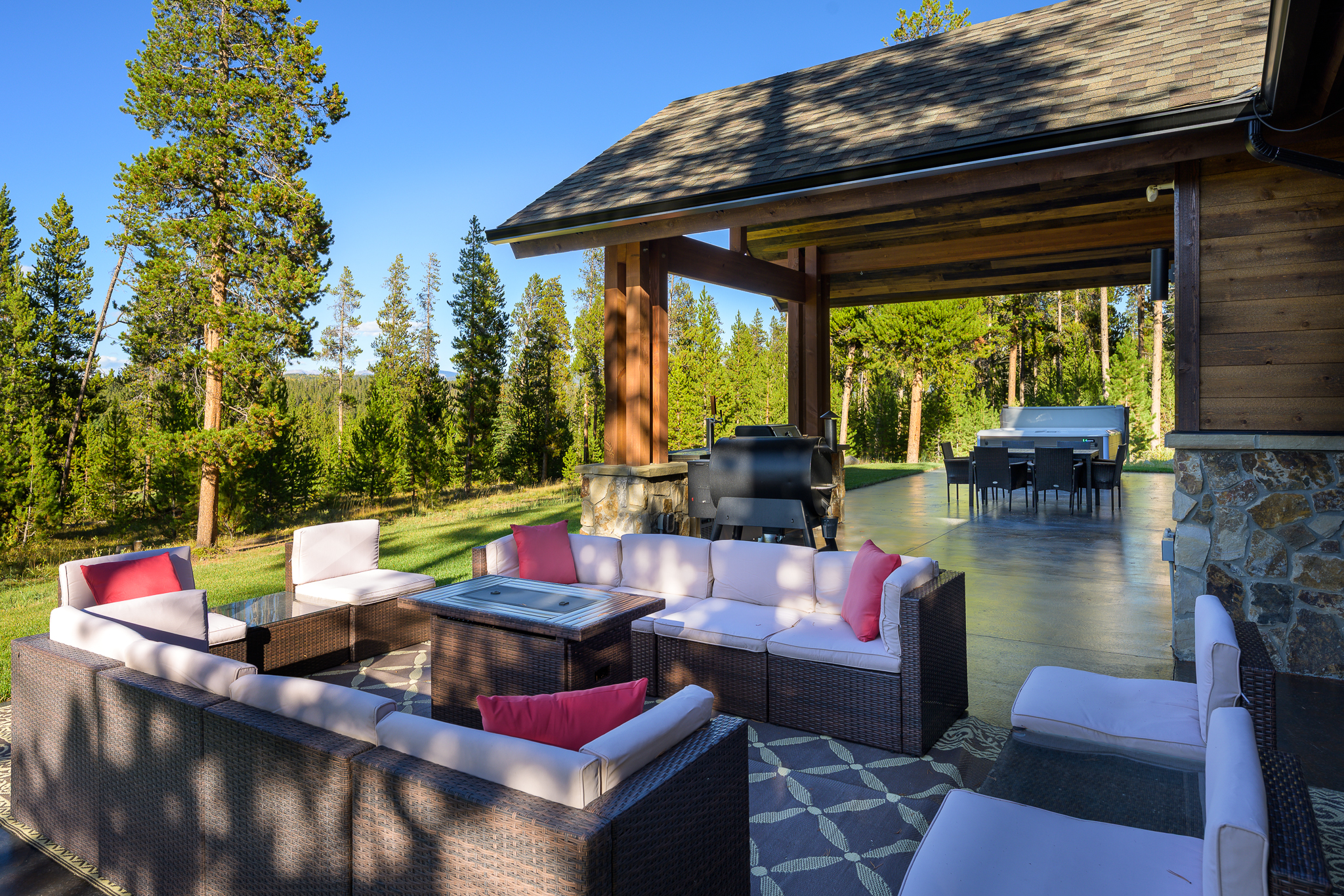 1066 Fenton Way 