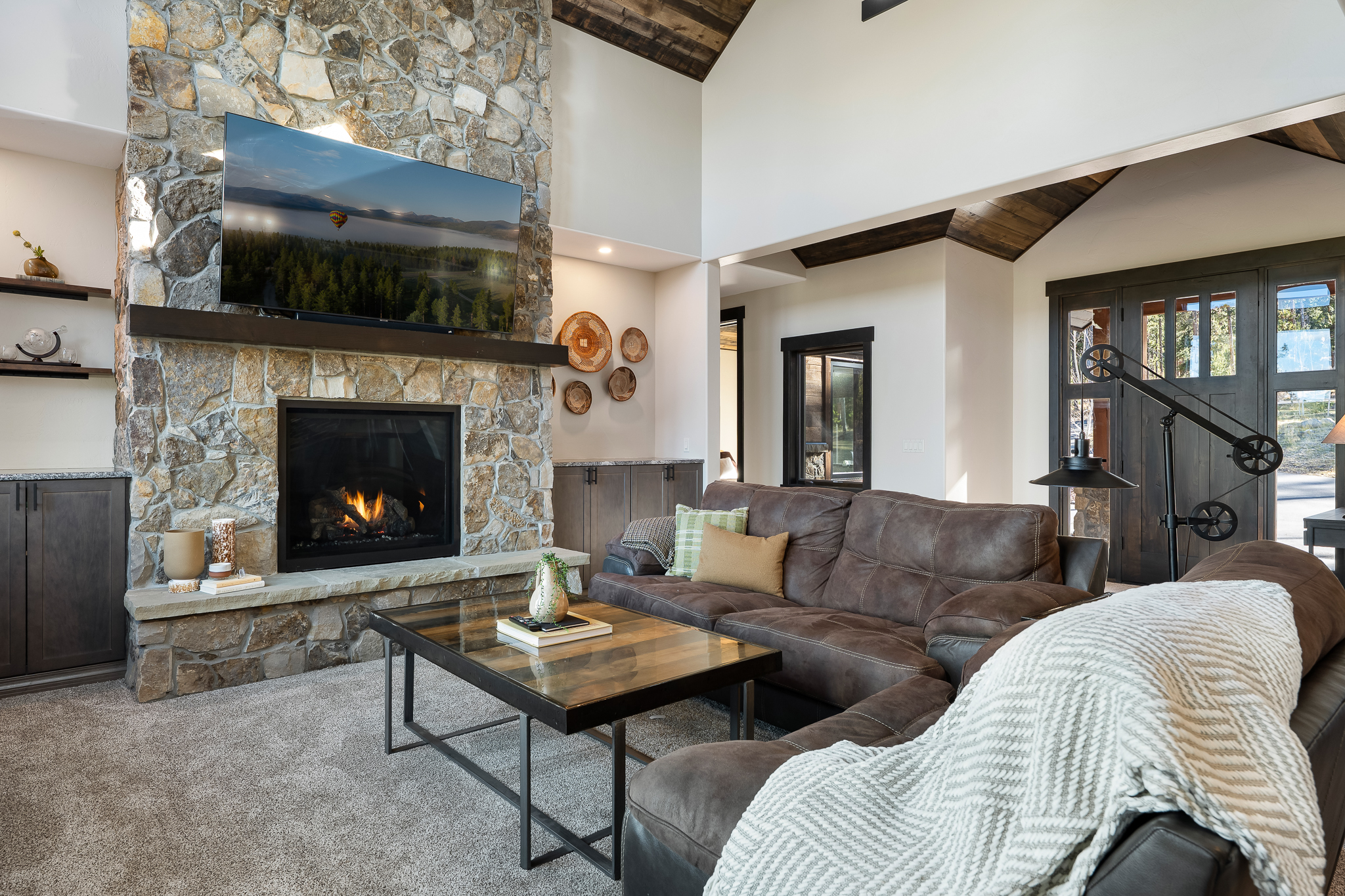 1066 Fenton Way 