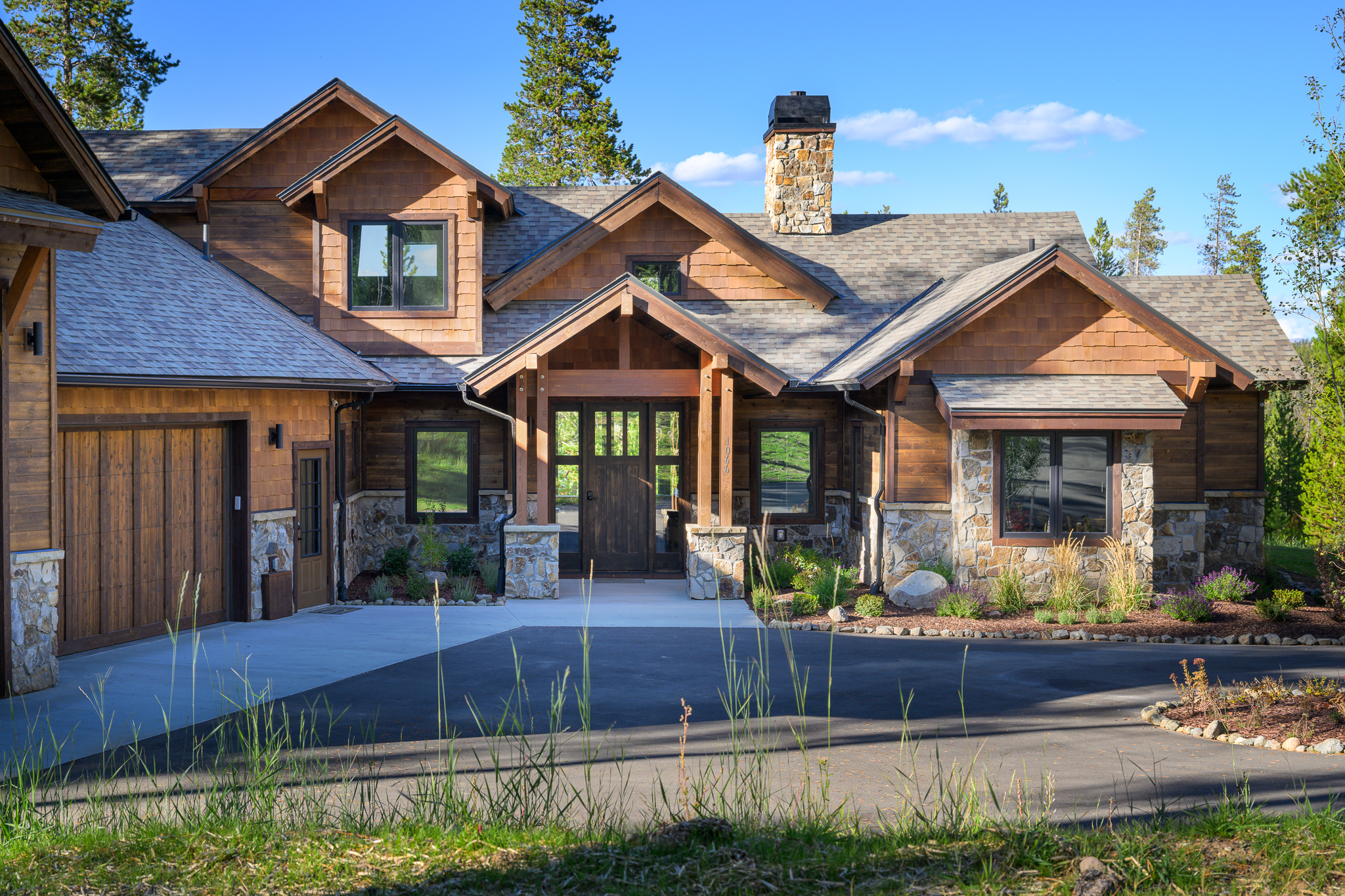 1066 Fenton Way 