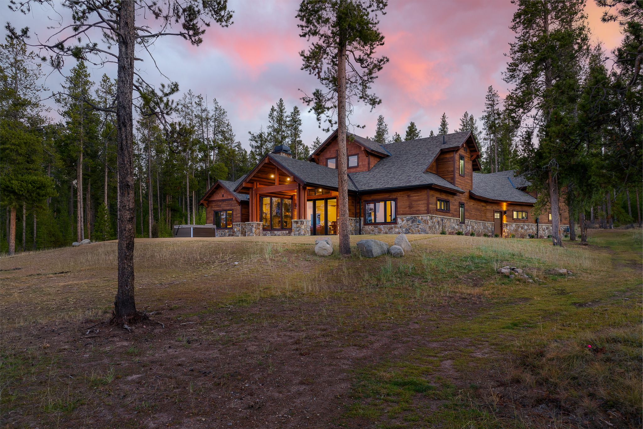 1066 Fenton Way 