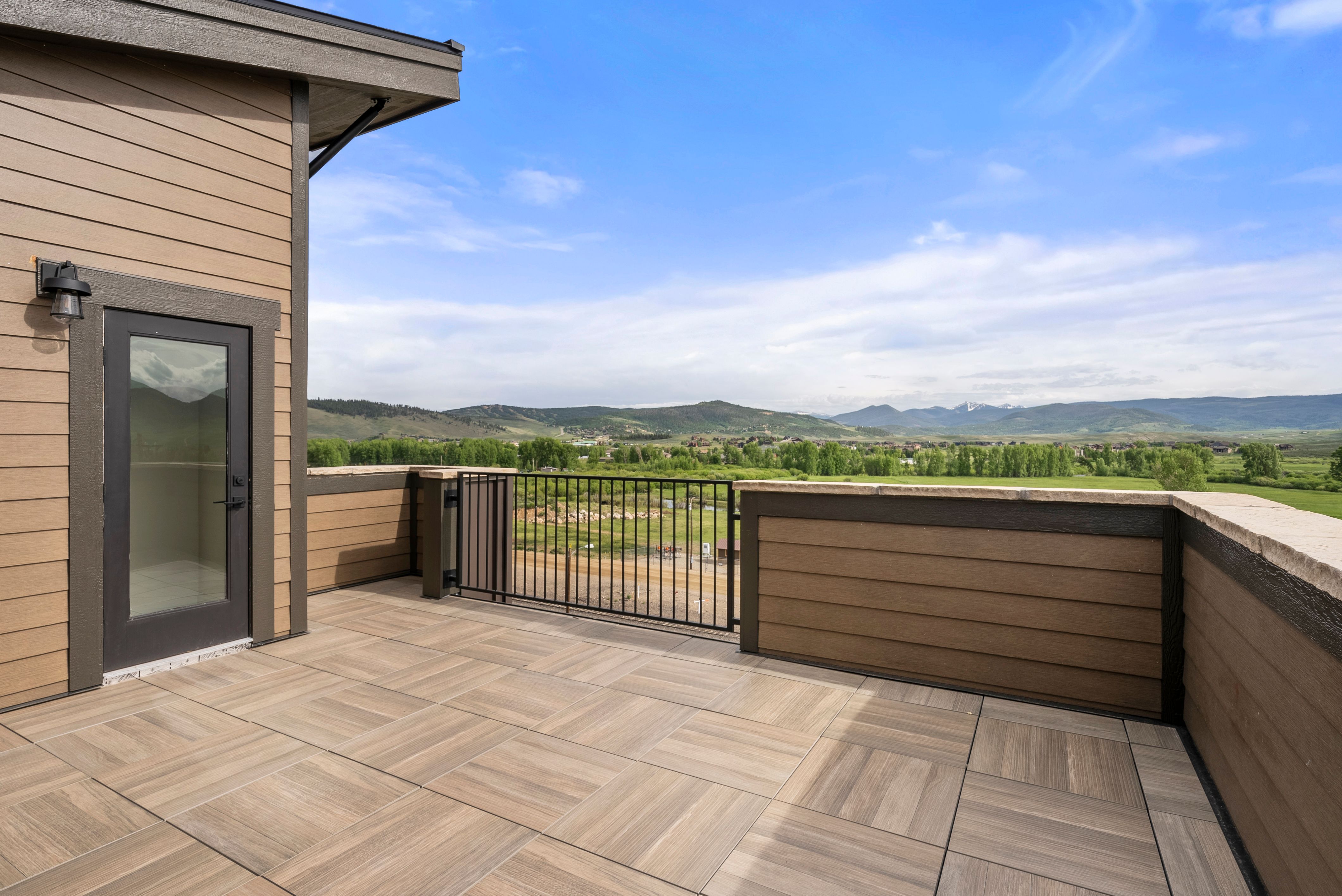 378 E Agate Avenue #1B