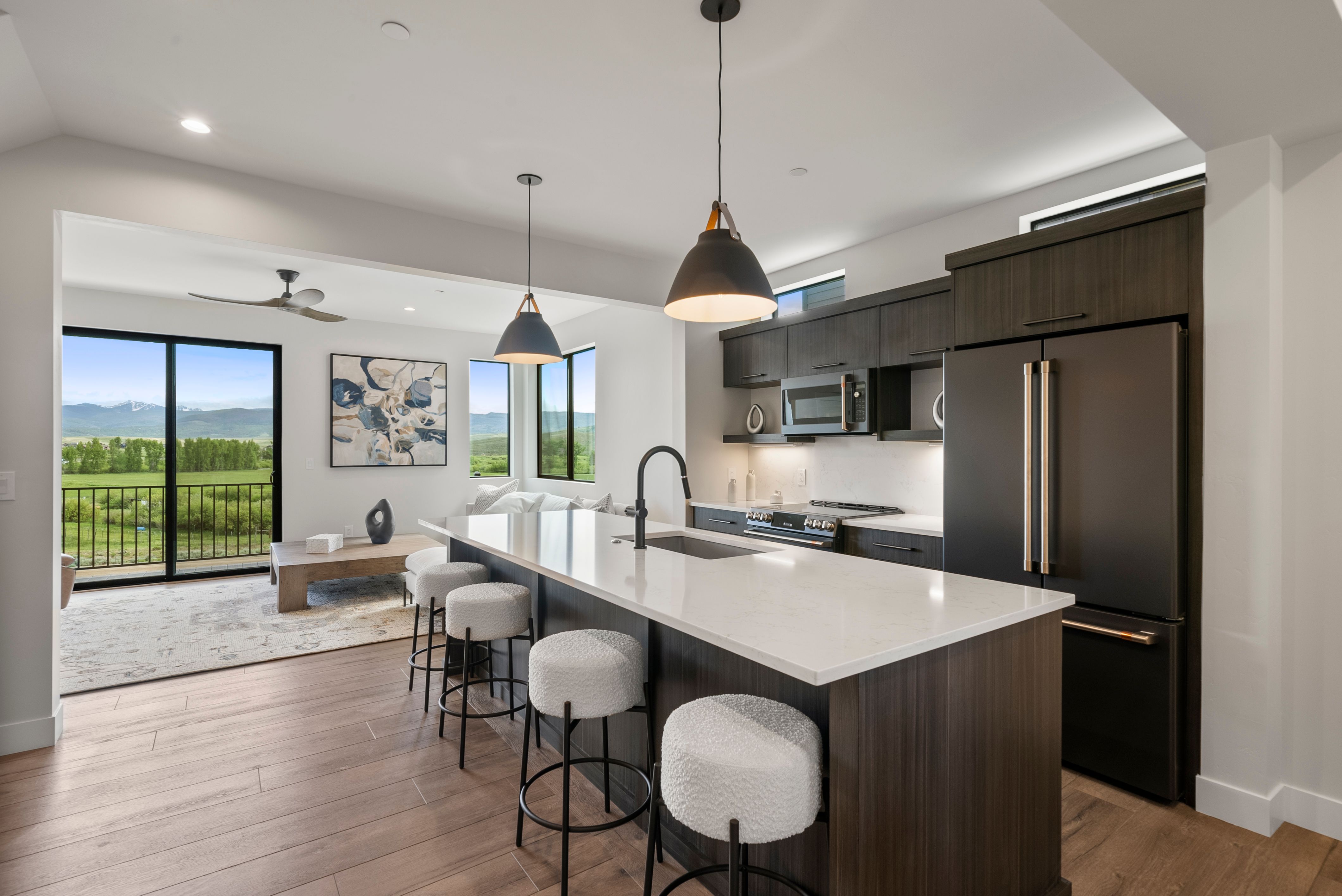 378 E Agate Avenue #1B