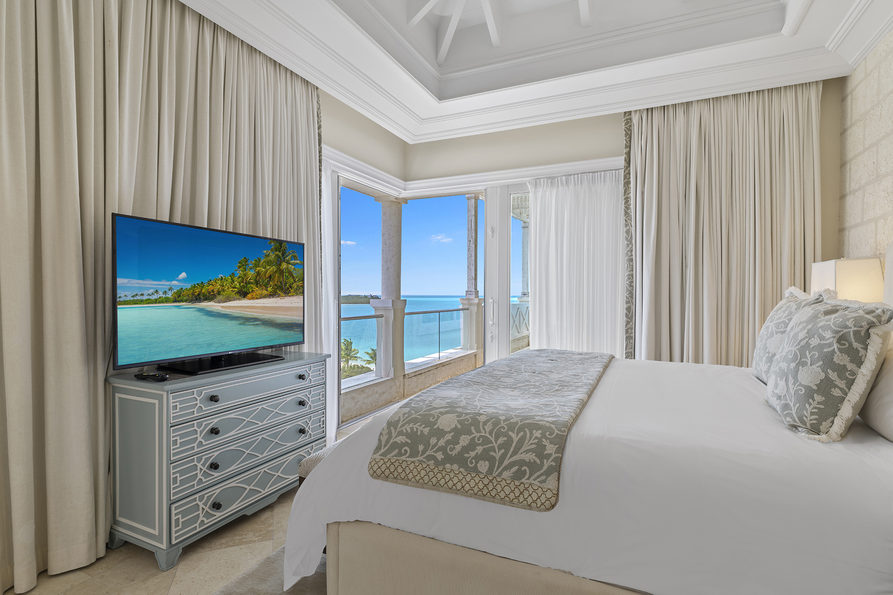 The Shore Club - Suite 1501-1503