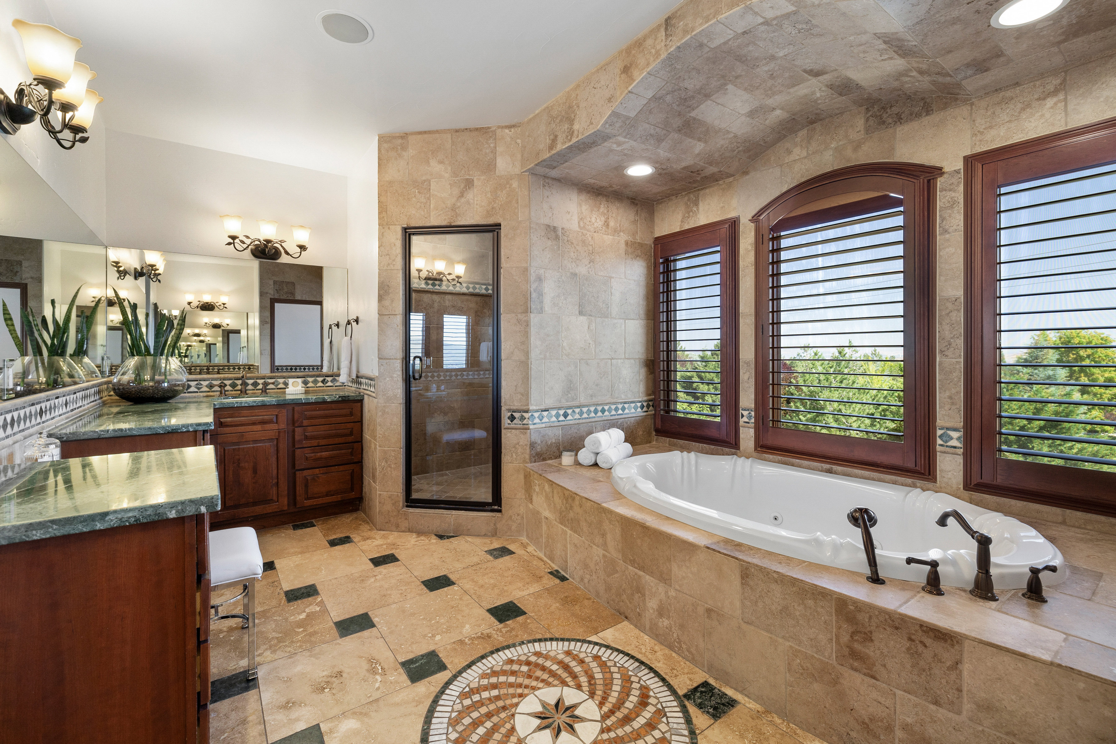 12900 Silver Wolf Road